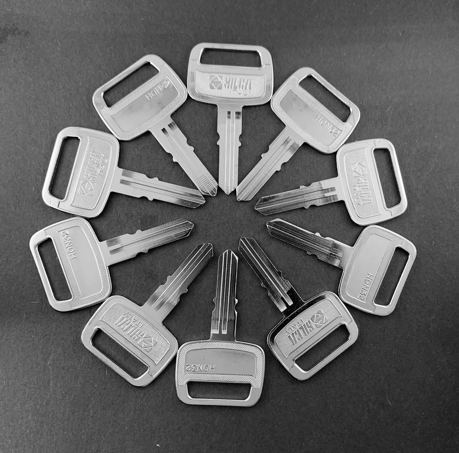 Lots of HD70 HD71 X71 HN2/3 HON32 Type Key Blanks for Honda