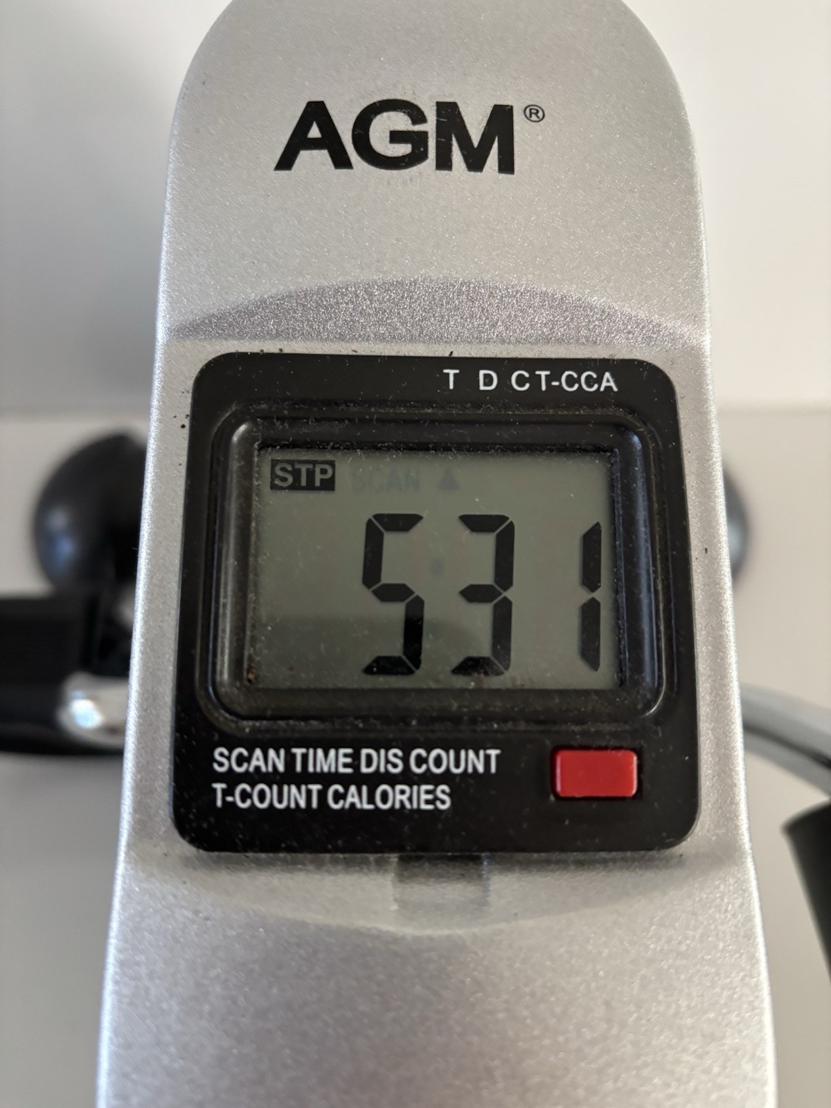AGM under desk exercise