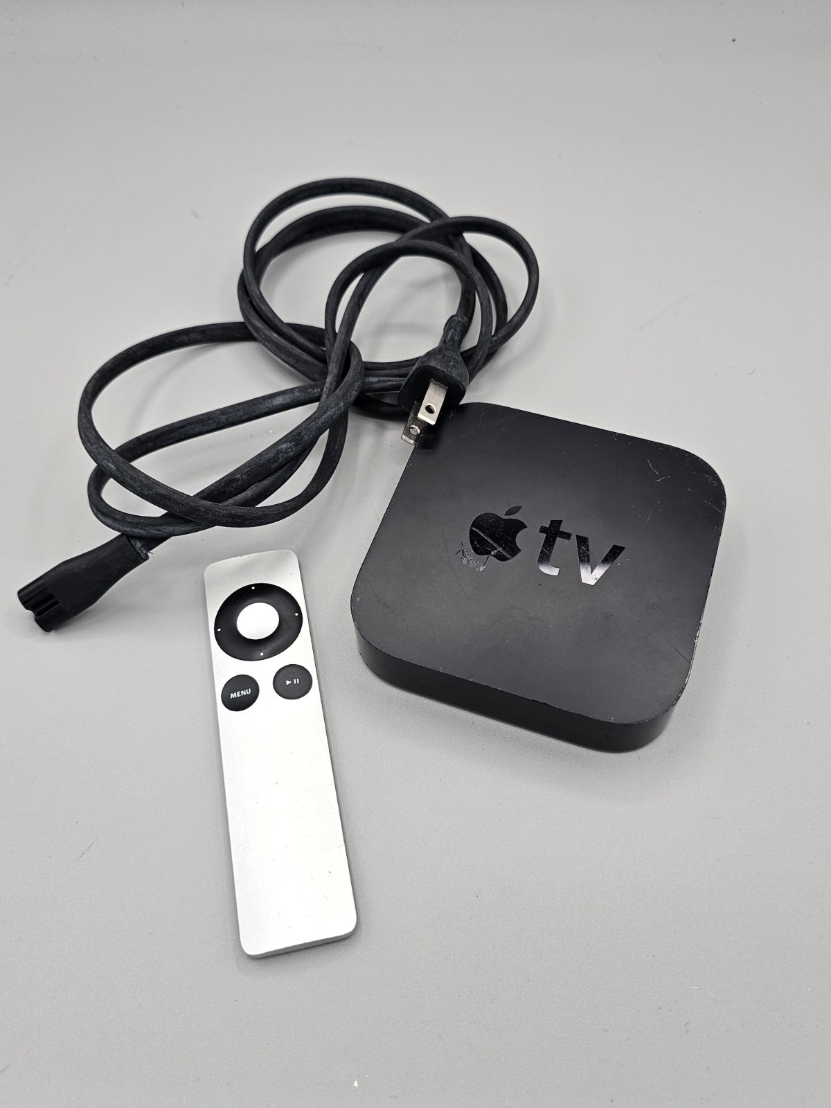Apple TV (3rd Generation) HD Media Streamer w/ Remote A1427 TESTED Reset