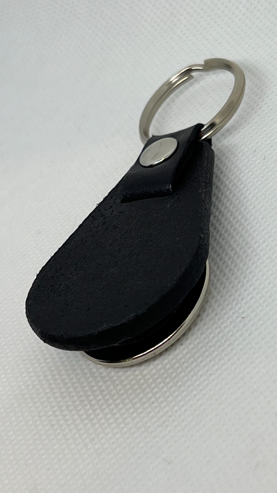 High Quality %100 leather RETRO KEYCHAIN 1968 MUSTANG