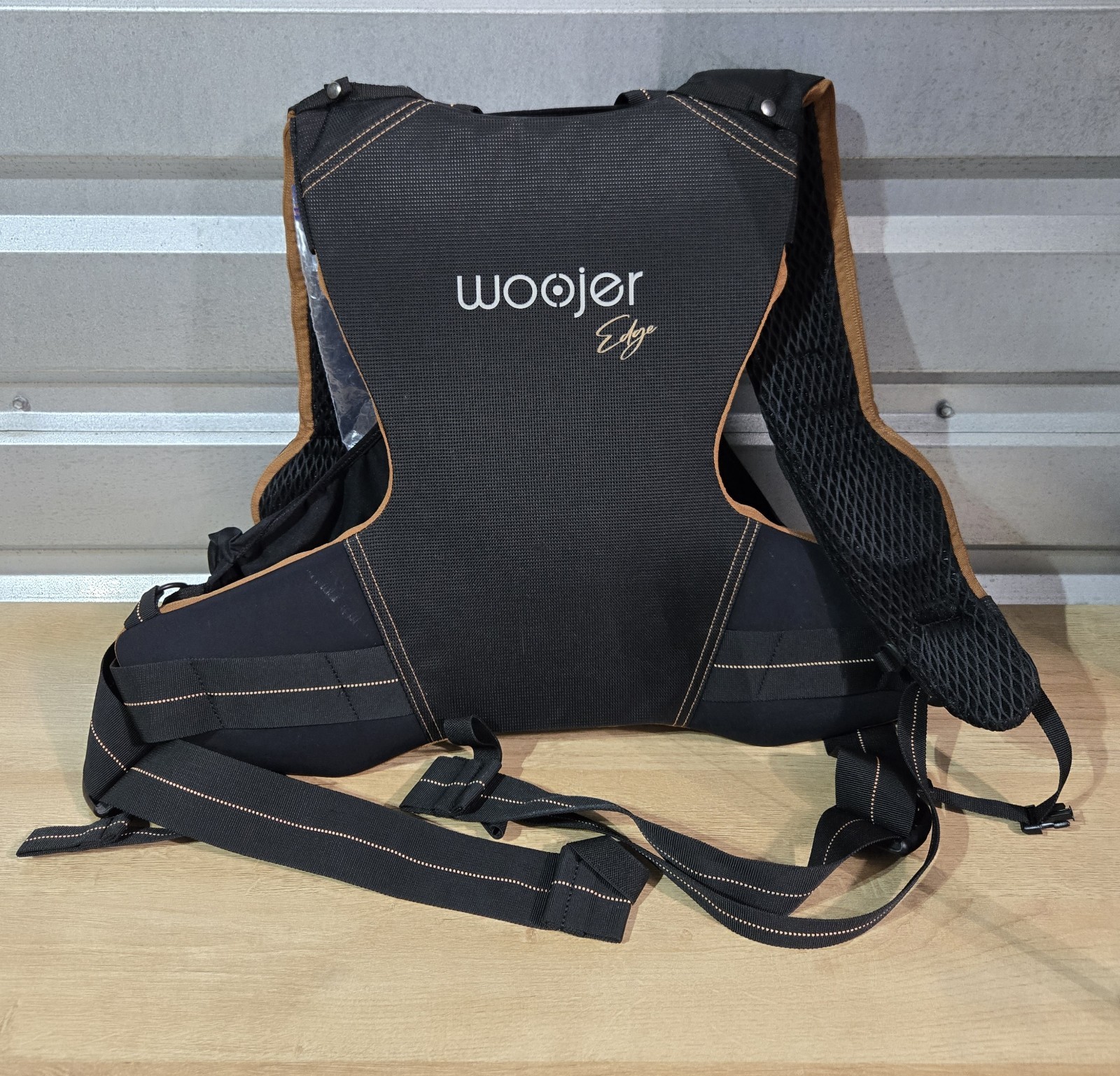 Woojer Vest Edge Haptic Feedback Vest Wil/CHARGER Gaming, Music, VR