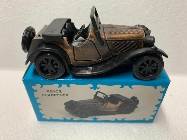 OLD CLASSIC CAR BRONZE DIE CAST METAL COLLECTIBLE PENCIL SHARPENER NEW / BOX