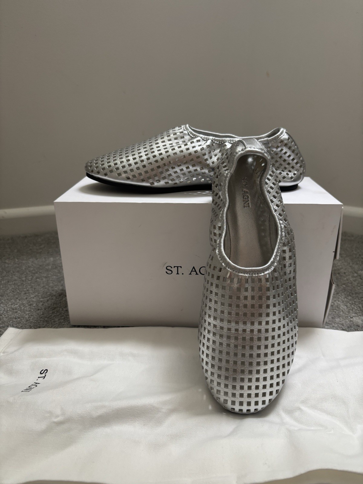 St Agni Perforated Ballet Flat NEW Size 37 AU 6 US 6 UK 4 Silver Designer