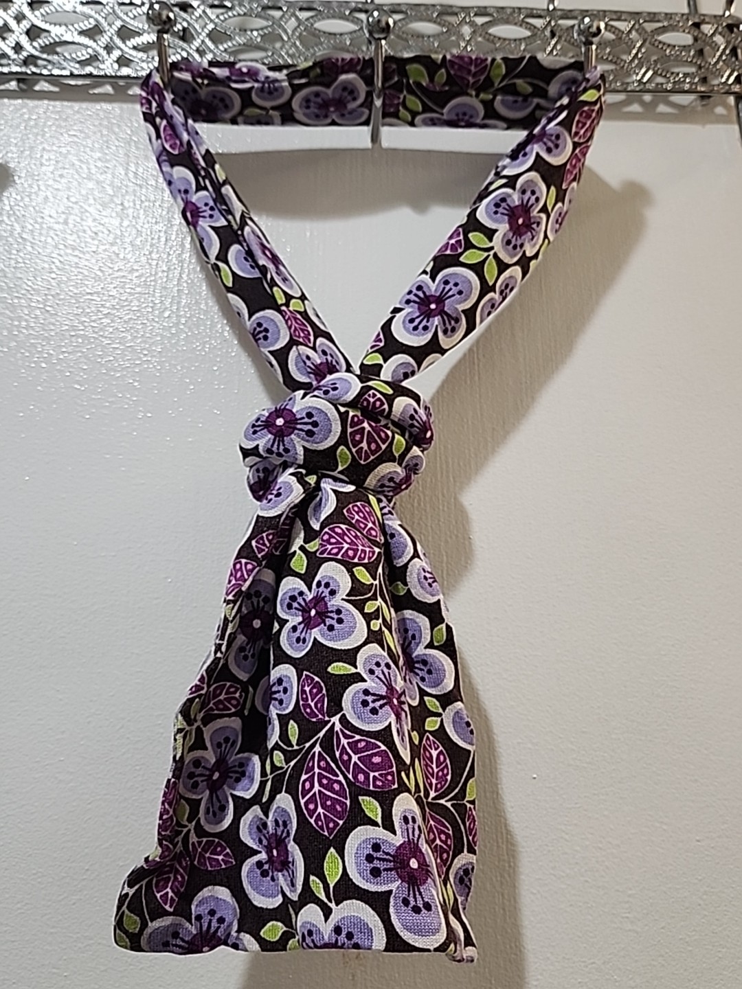 VERA BRADLEY Scarf "Plum Petals" Floral Purple Lavender Green Leaves on Brown