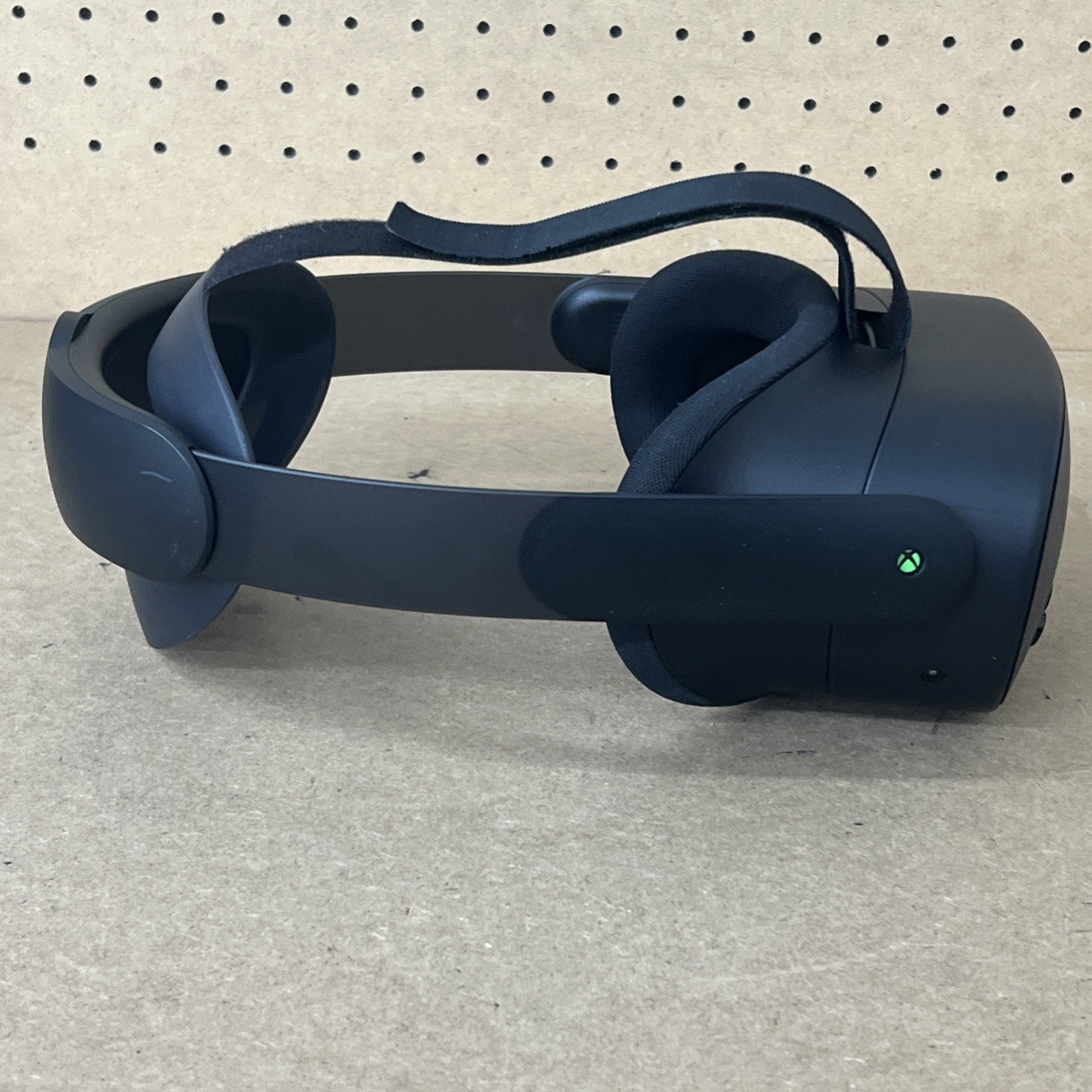 Meta Quest 3s Xbox Edition VR Headset & Joy-cons - Good *No Xbox Controller*