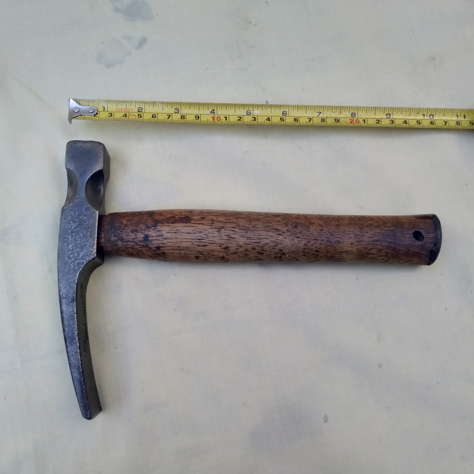 J . TYZACK SONS BUILDERS BRICK HAMMER HICKORY HANDLE OLD TOOLS ENGLAND 🔵