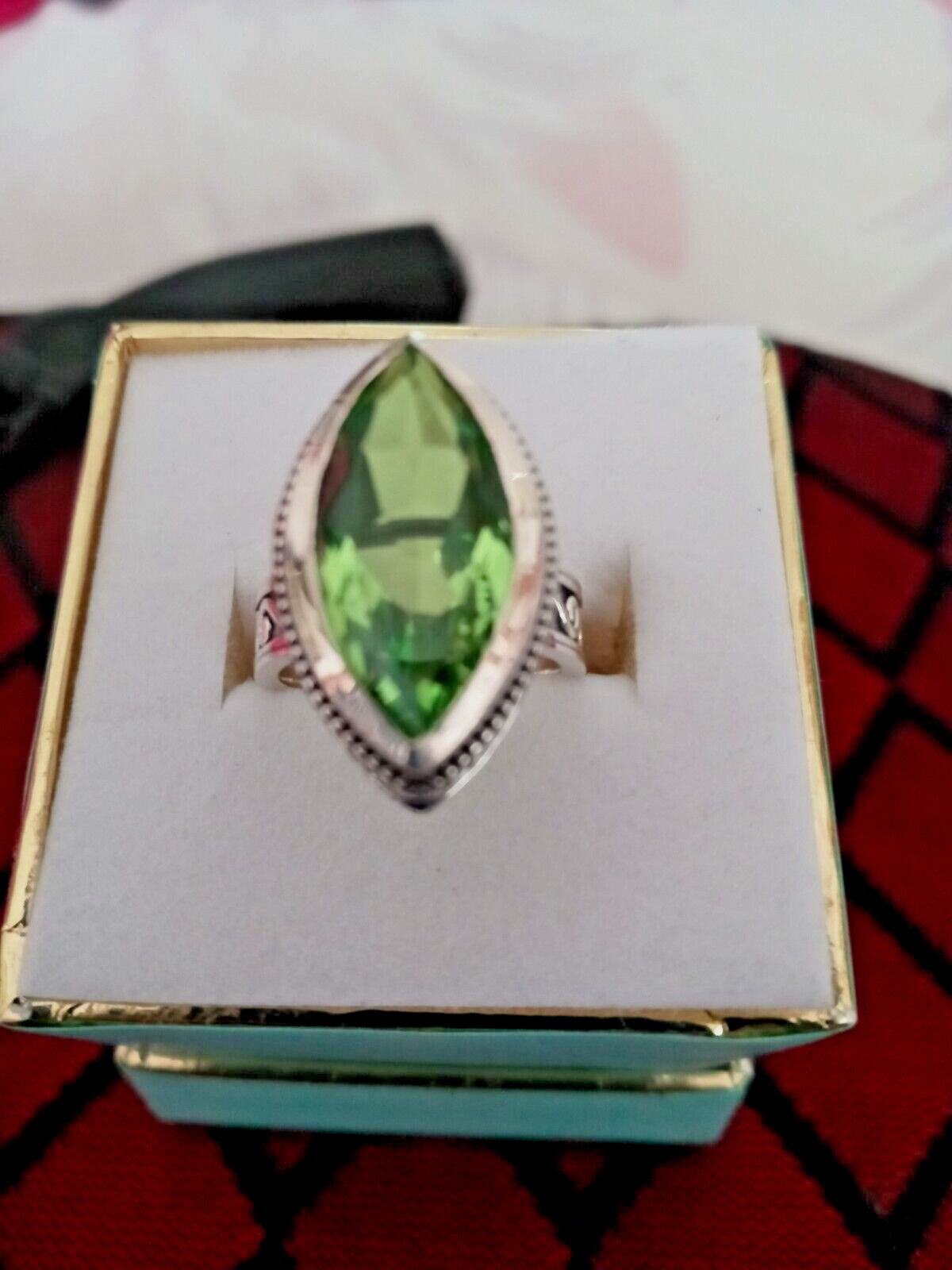 Artisan Crafted Chartreuse Quartz Solitaire Ring in Sterling 9 cts Sz 6