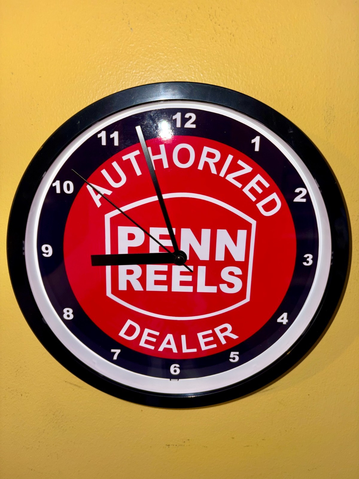 Penn Fishing Reel AuthDealer Tackle Bait Shop Bar Man Cave Clock Sign