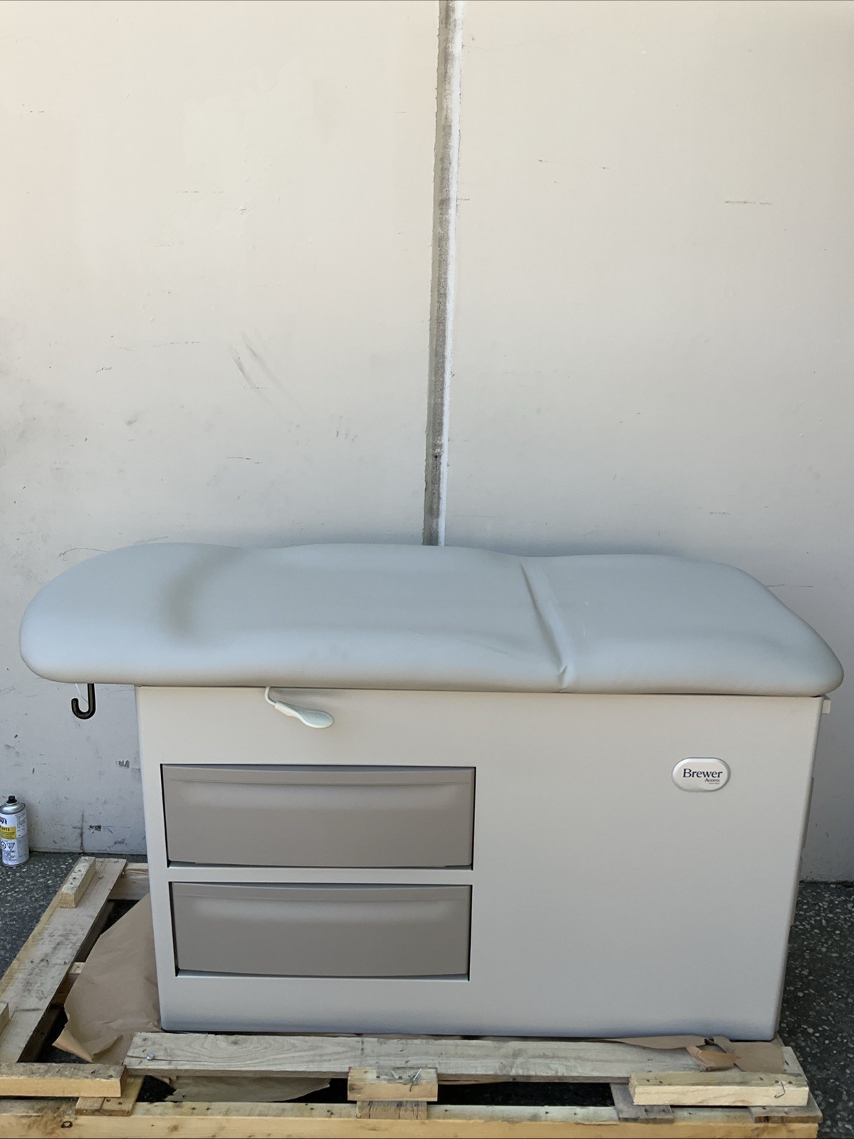 Brewer Company Examine Table Stool 5000-21 Medical Adjustable Access