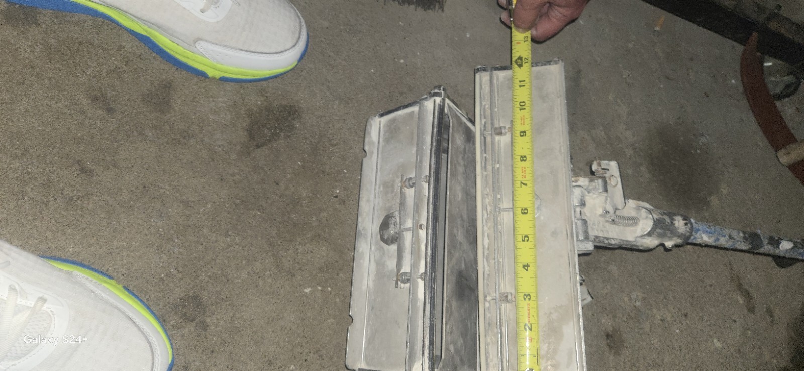 TapeTech 12" EasyClean Flat Box EZ12TT Drywall Finishing Box EasyRoll