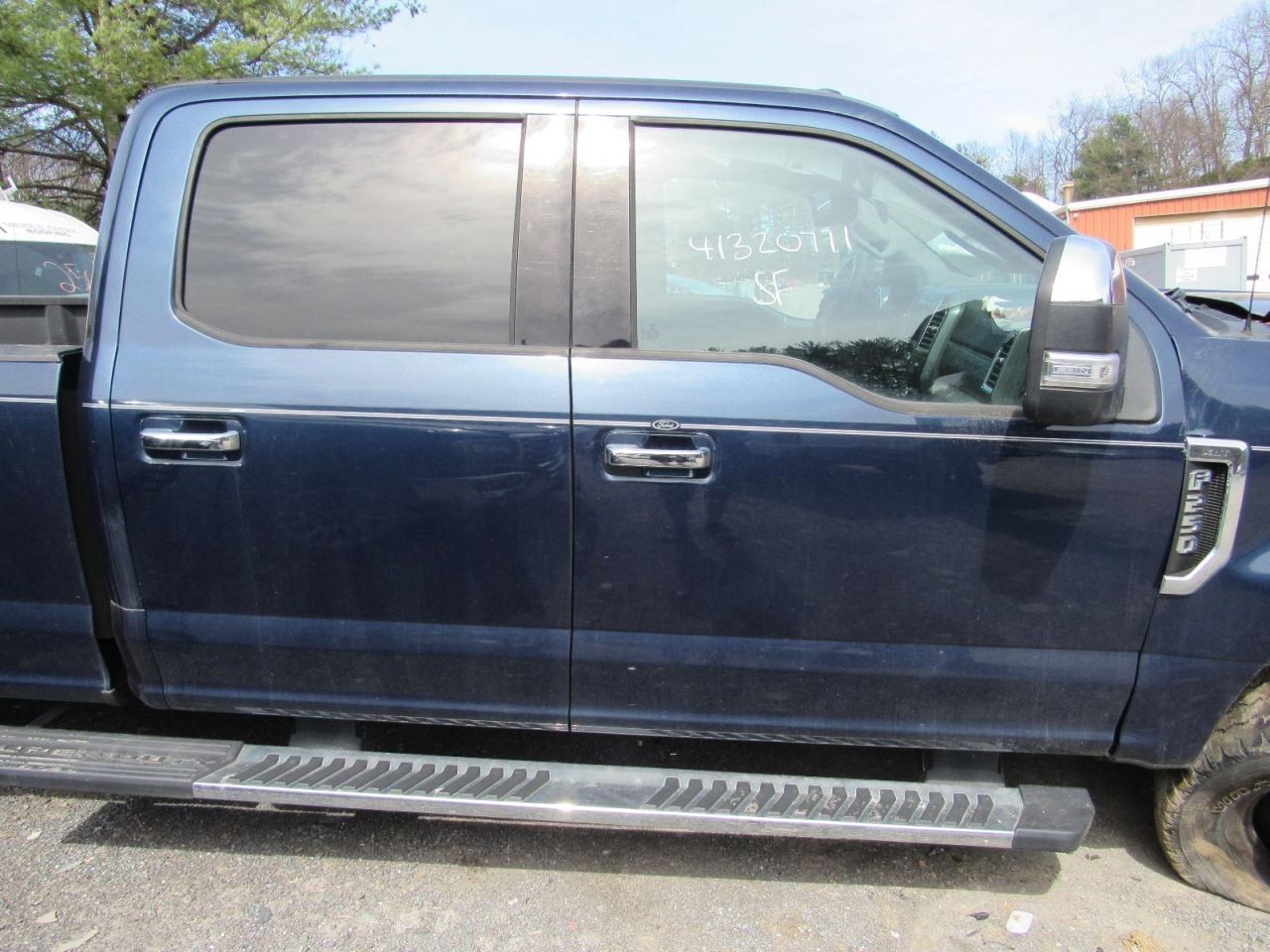 F250SD 2018 Glove Box 1037137