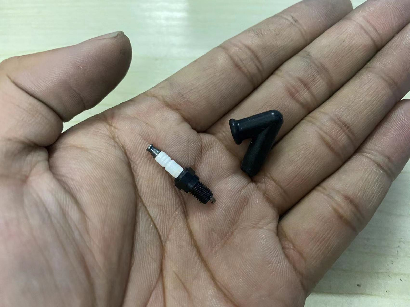 Spark plug fittings with inch thread 3/16-40