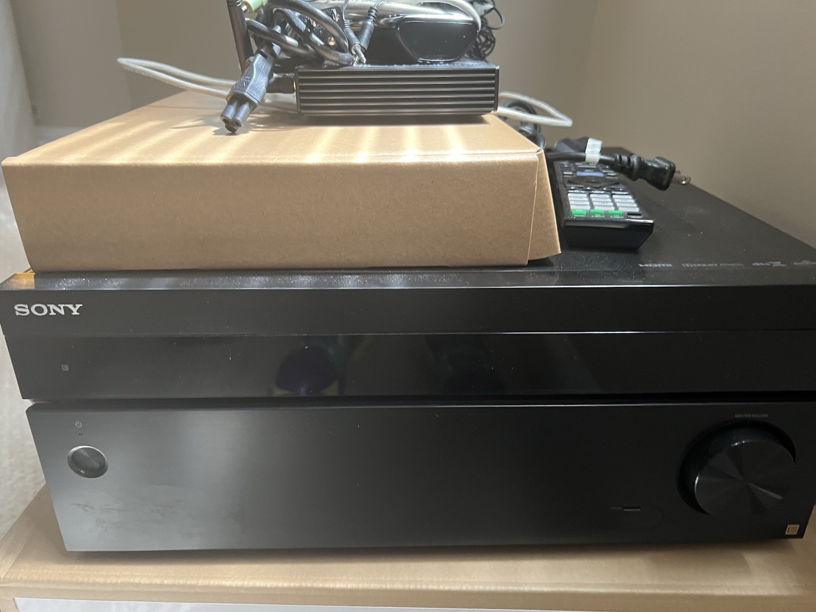 Sony STR-ZA1000ES 7.2CH A/V Receiver Dolby Atmos DTS:X Hi-Res HDMI Black