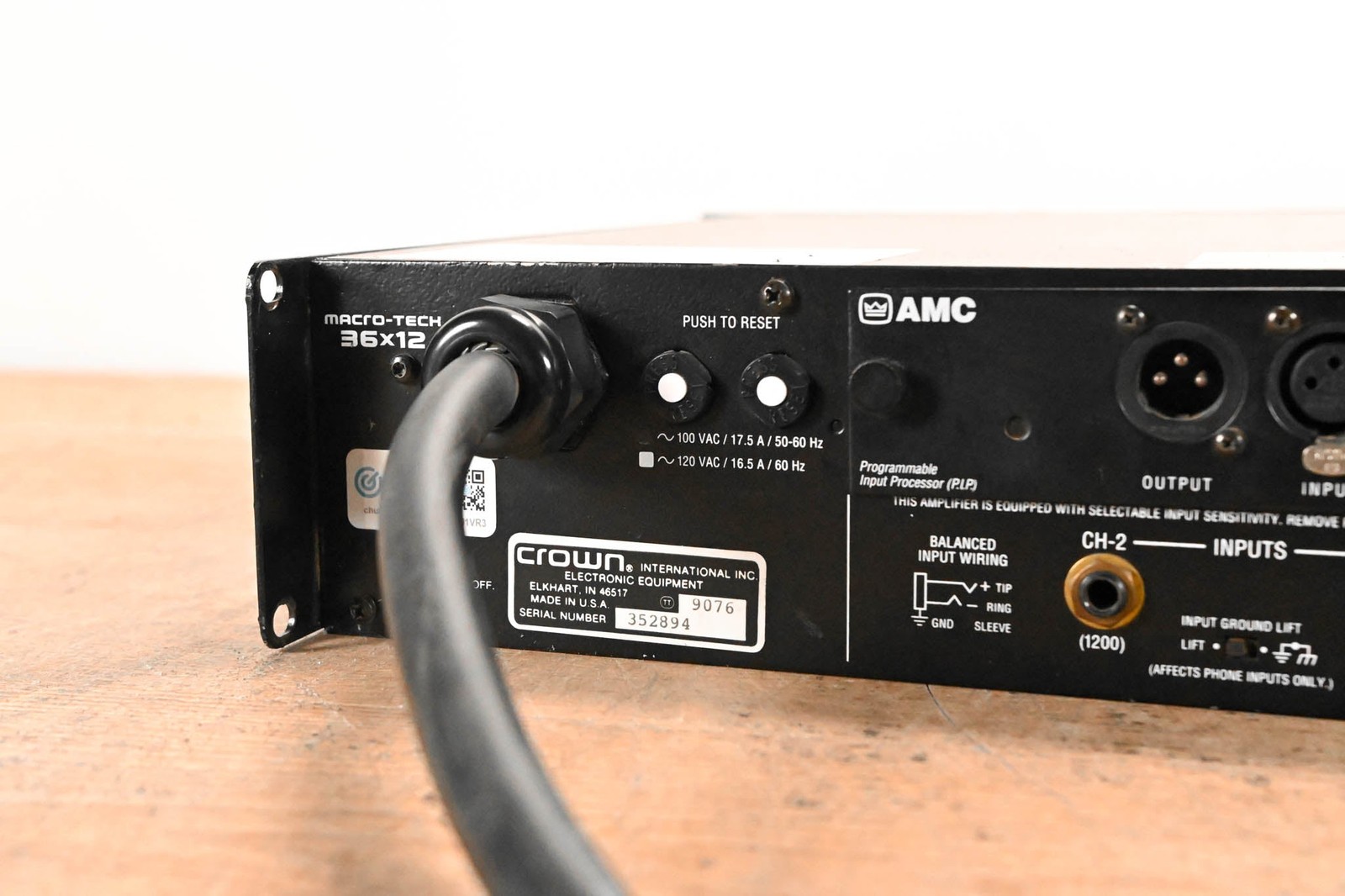 Crown Macro-Tech 36x12 2-Channel Power Amplifier CG01VR3