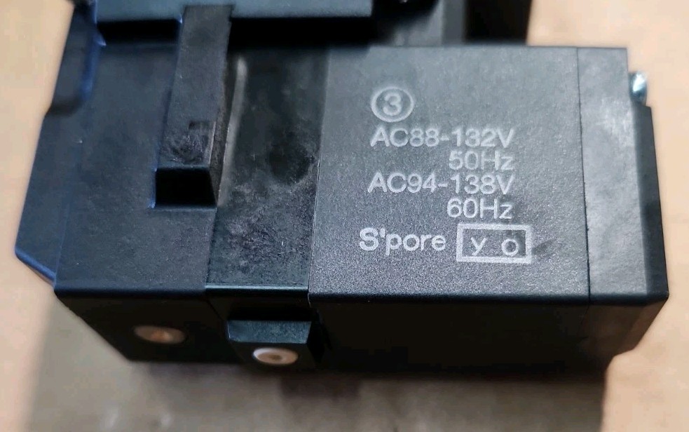 SMC VFS3101-3FZ SOLENOID VALVES