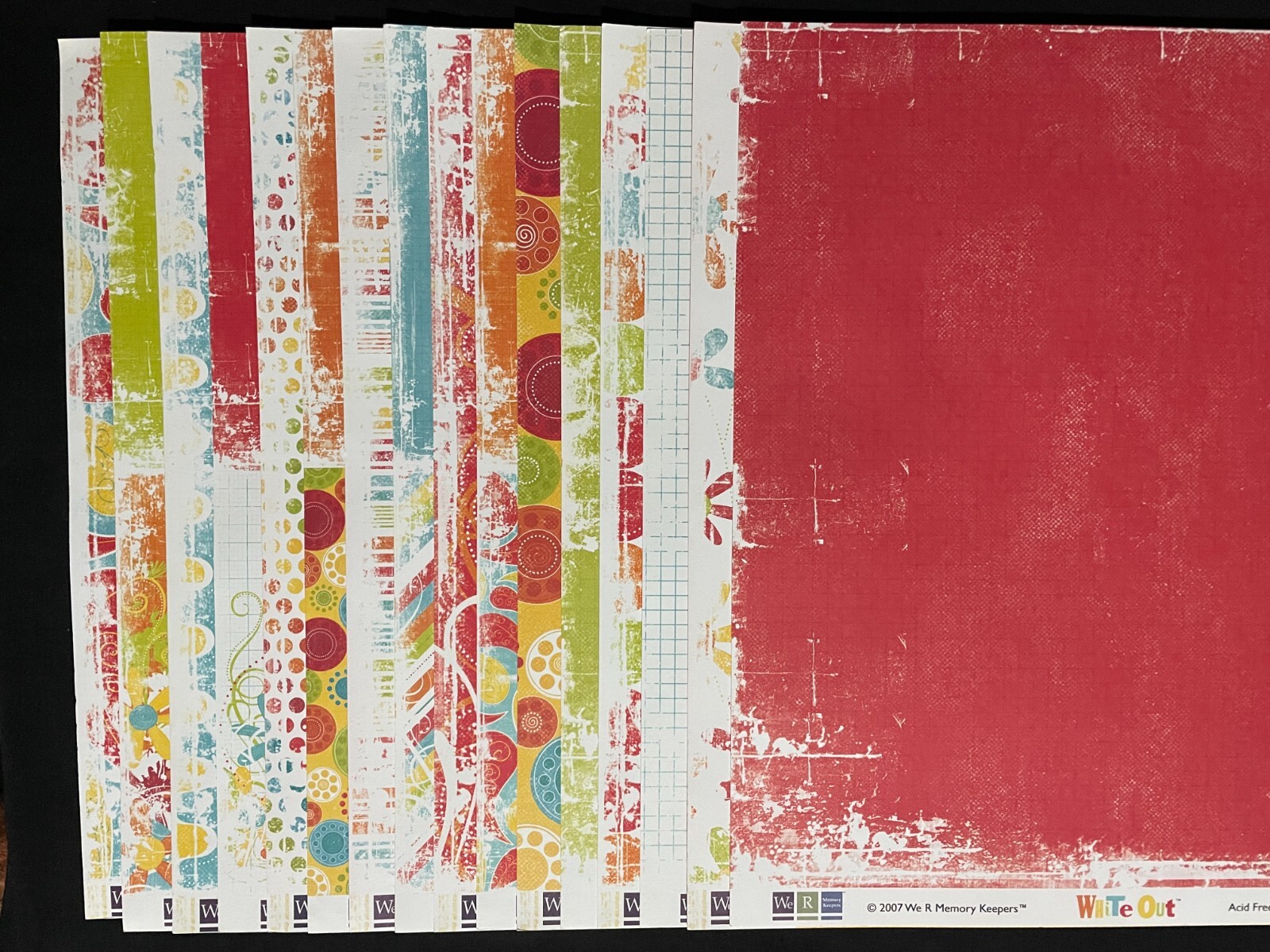 WE R MEMORY KEEPERS "FRENZY" 12X12 DS HEAVY PAPERS