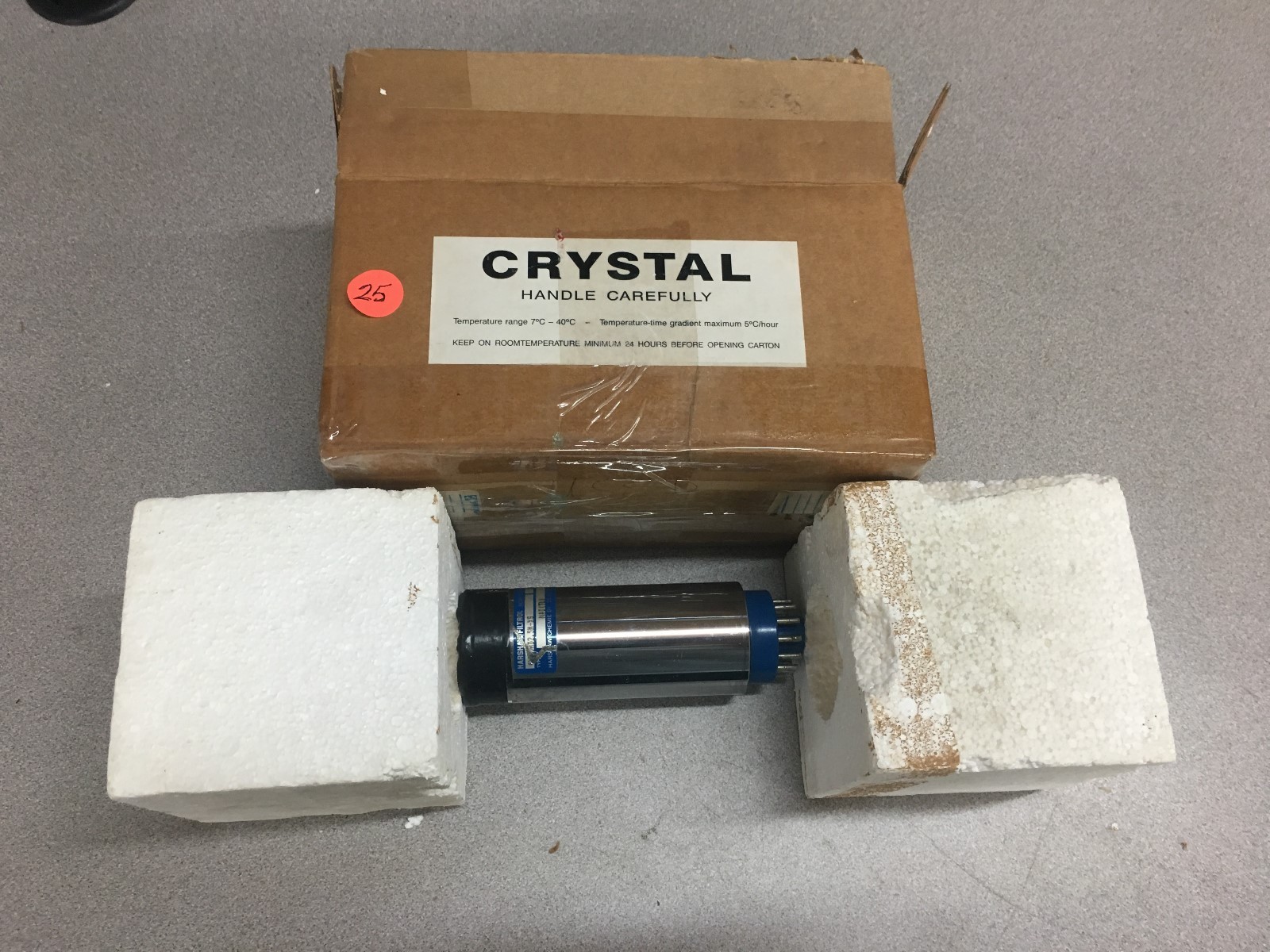NEW IN BOX SCINTILLATION CRYSTAL HARSHAW FILTROL NAI(TL)