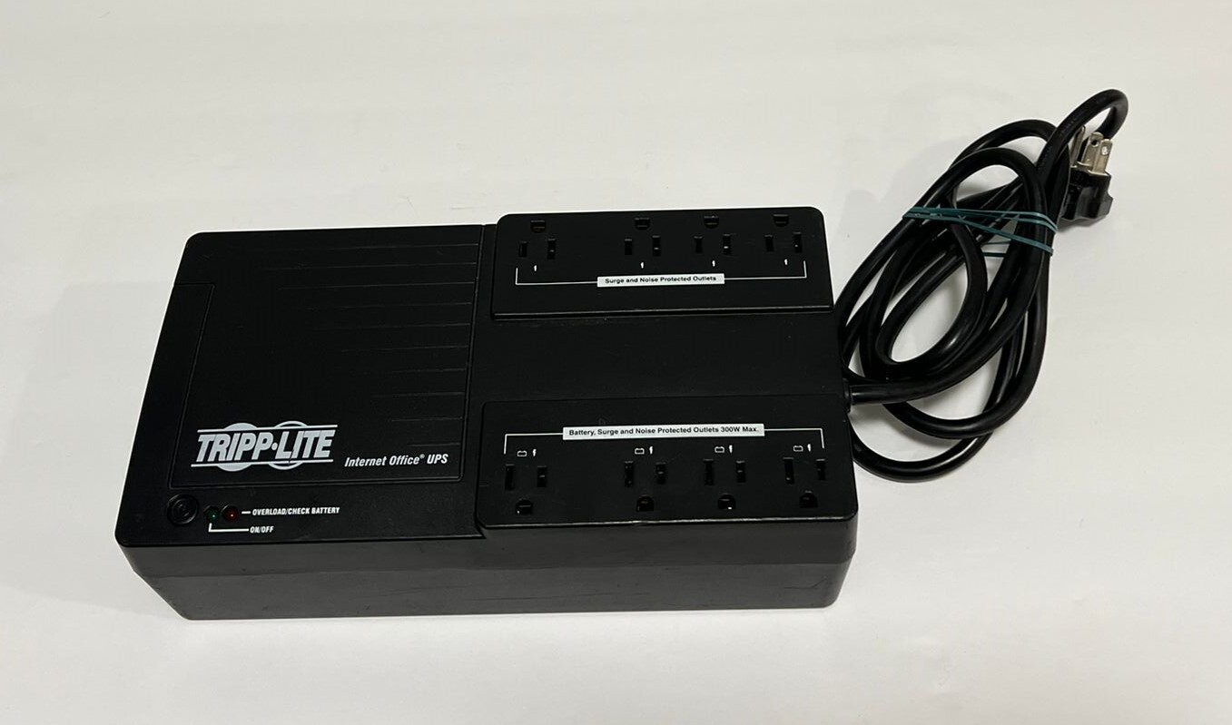 TrippLite AVR Series AVR550U Battery Backup NO BATTERY