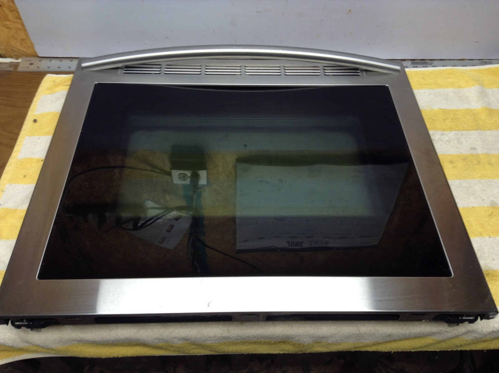 DG94-01116B Samsung Electric Range Door Assembly free shipping