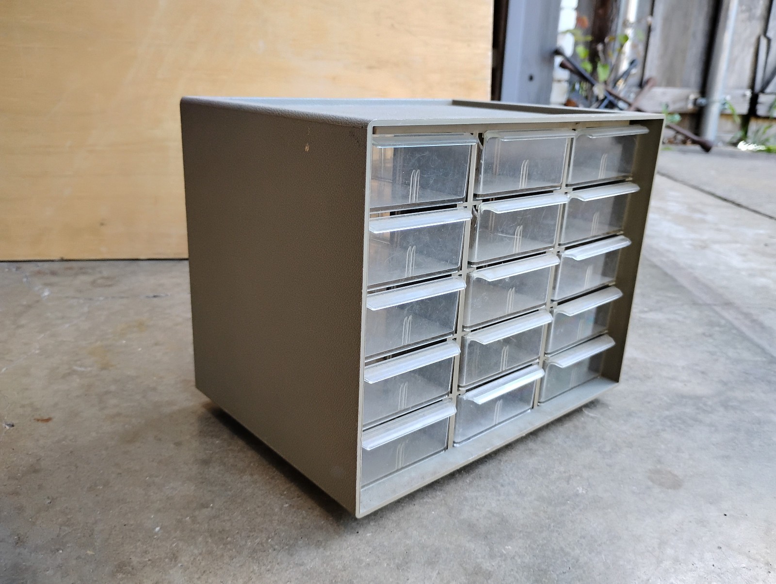 Vintage 15 Drawer AKRO-MILS Grey Plastic Hardware Cabinet Organizer Storage USA