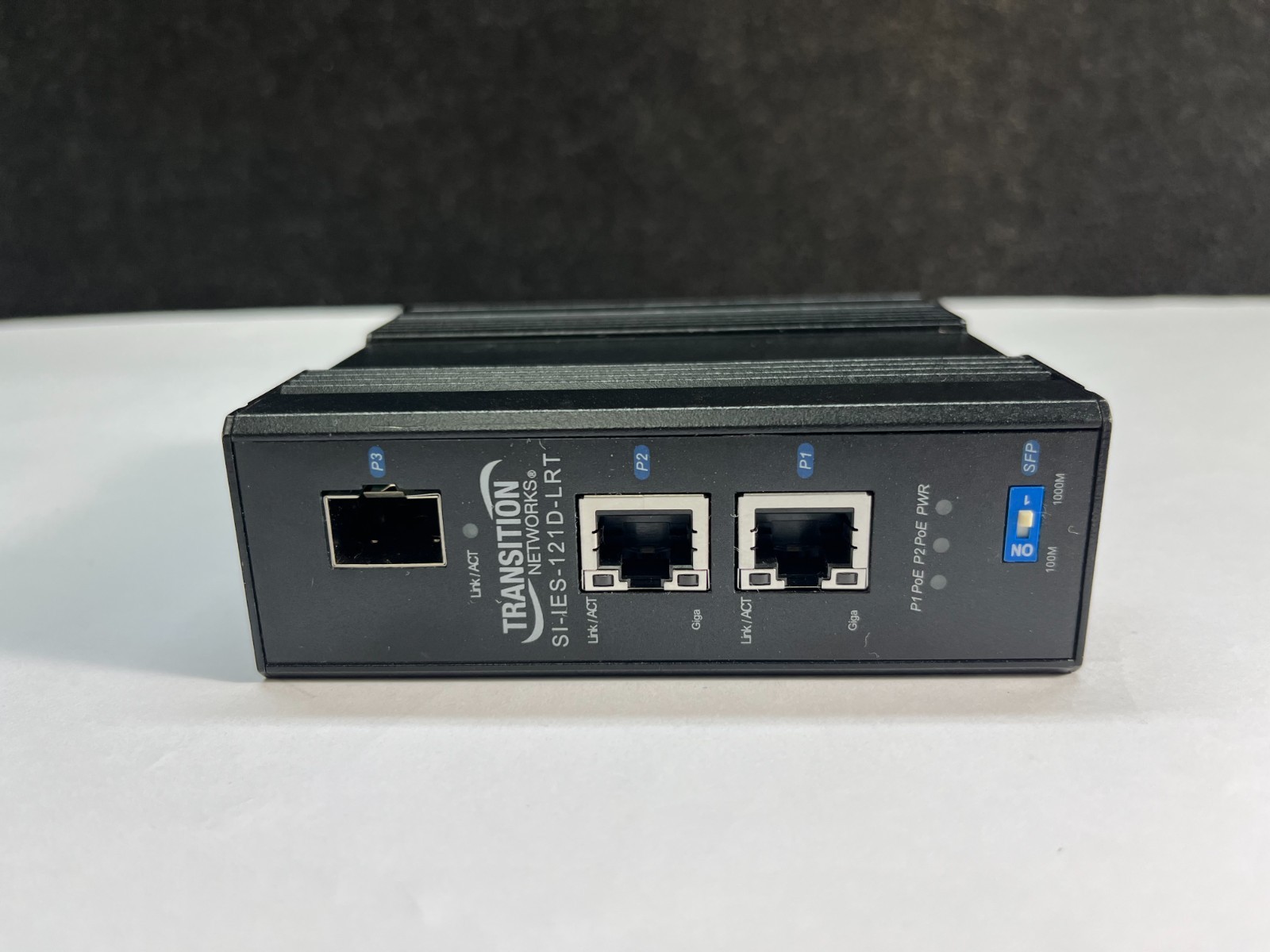 TRANSITION NETWORKS SI-IES-121D-LRT UNMANAGED HARDENED PoE+ INJECTOR/CONVERTER