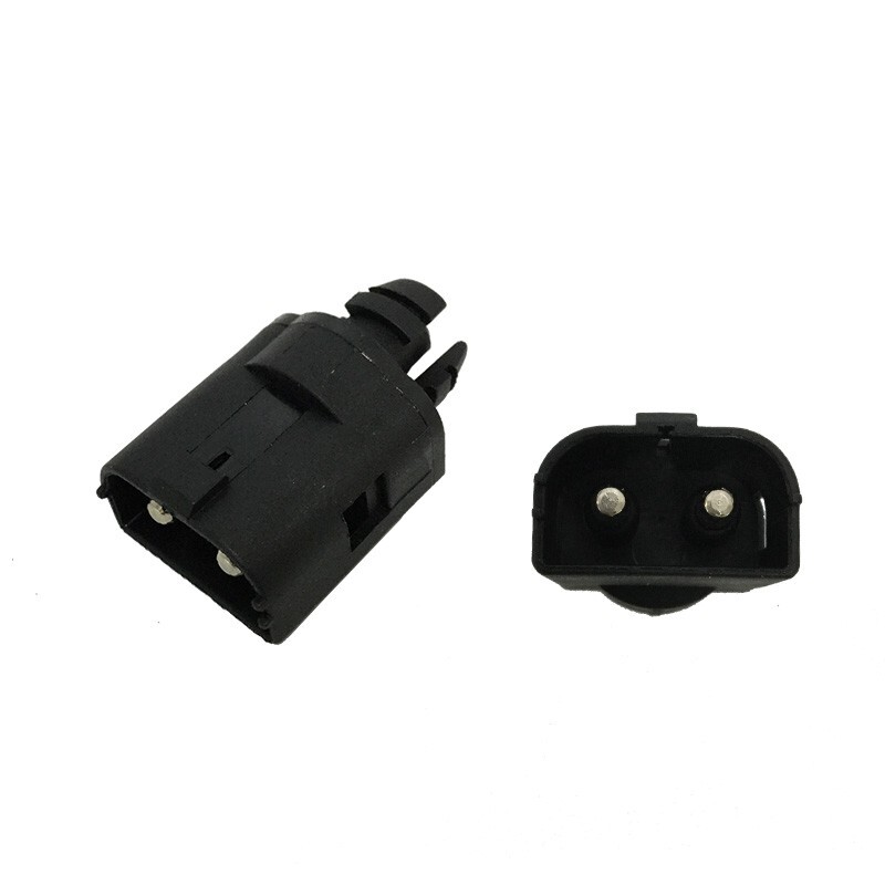 Truck temperature sensor for Volvo 20927970 1347010