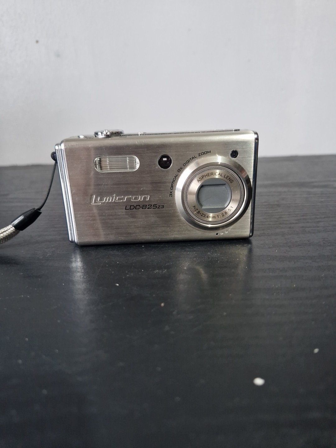 lumicronLDC-825z3 digital camera Untested