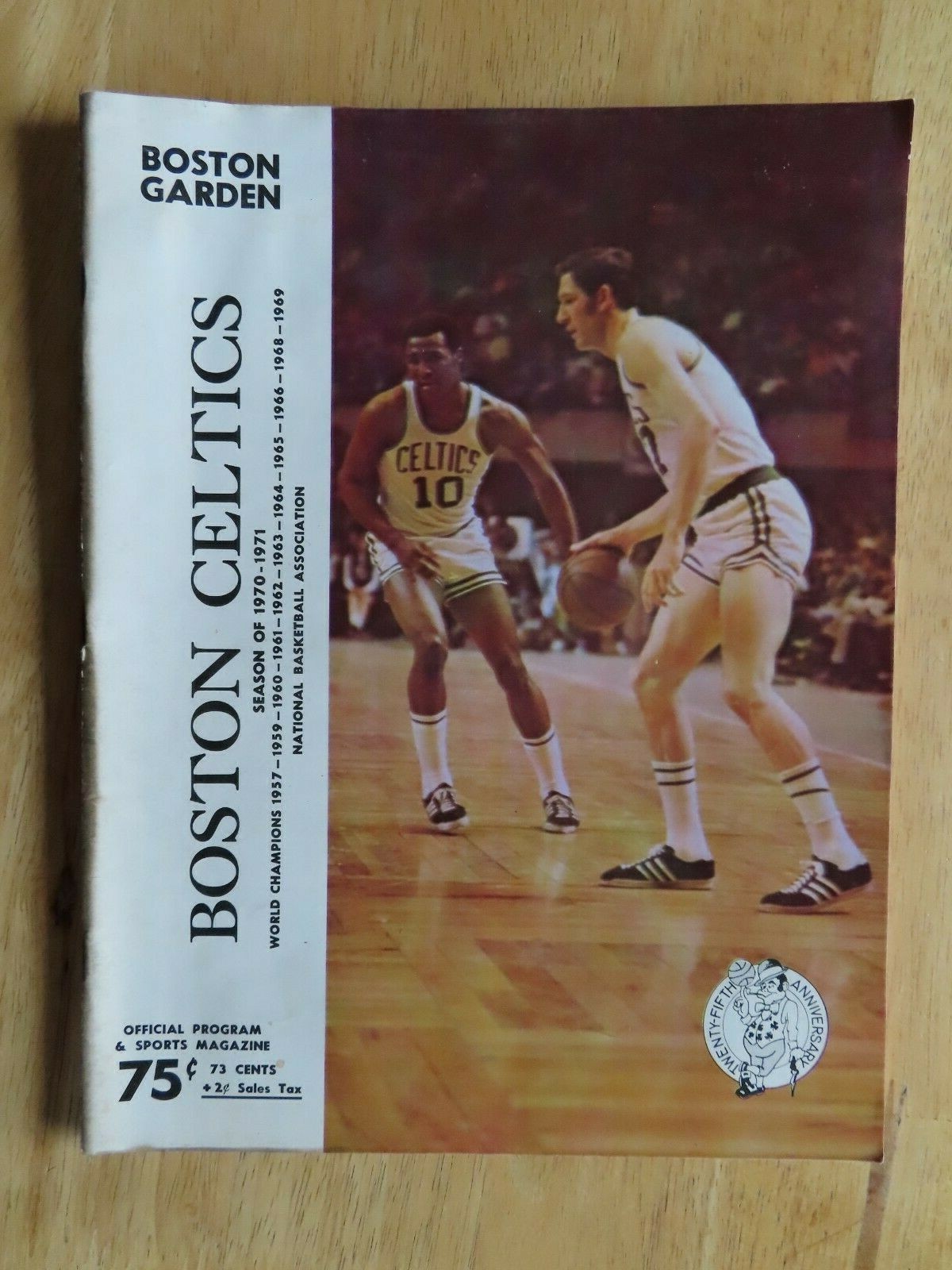 BOSTON CELTICS vs DETROIT PISTONS 10-21-1970 Program JO JO WHITE JOHN HAVLICEK