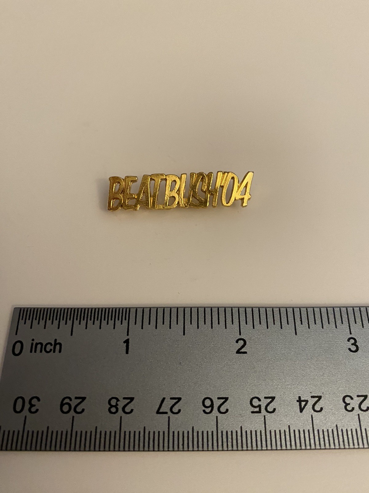 Beat Bush ‘04 Lapel Pin P22