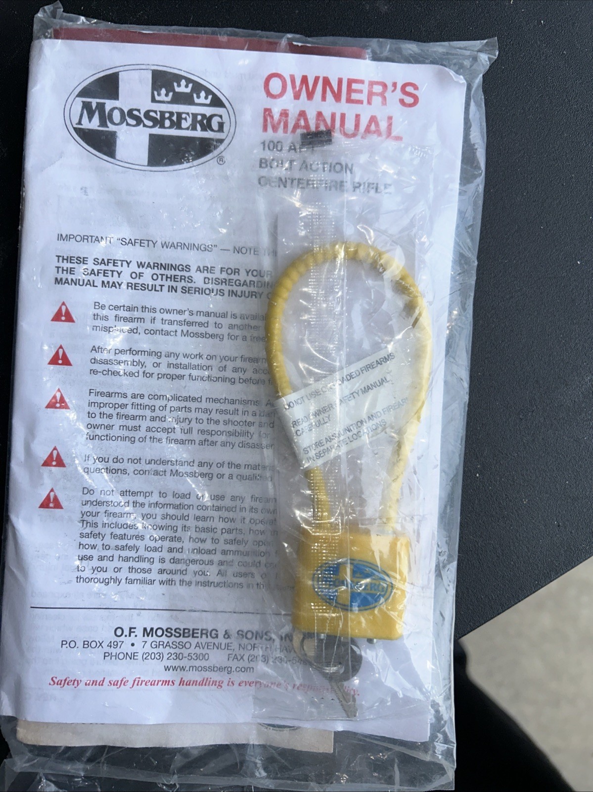Mossberg Cablelock # 95507 Yellow Single Gun Lock Safety NEW And Manual
