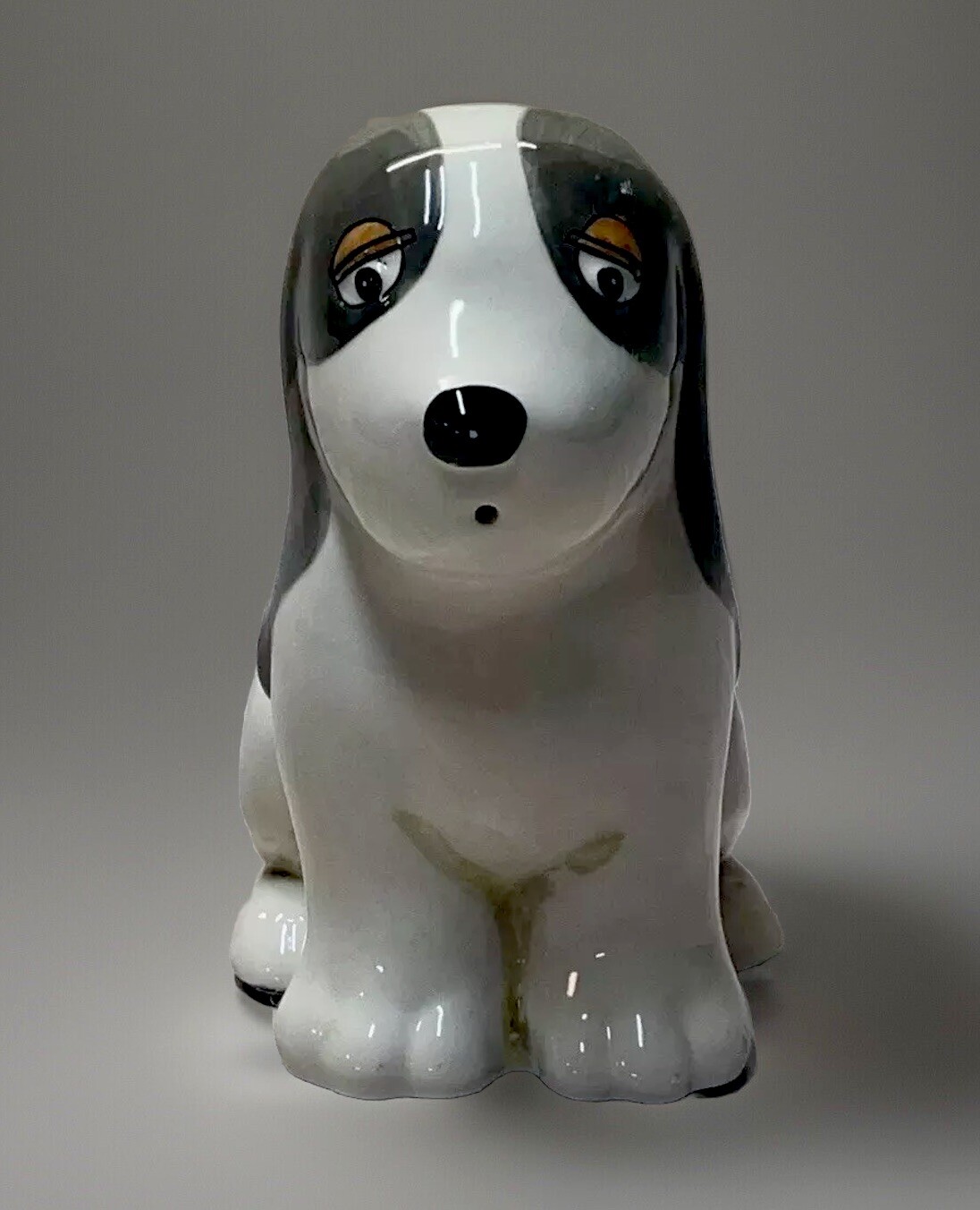 Dog Shaped Yarn Holder Ceramic Craft Dispenser 5”