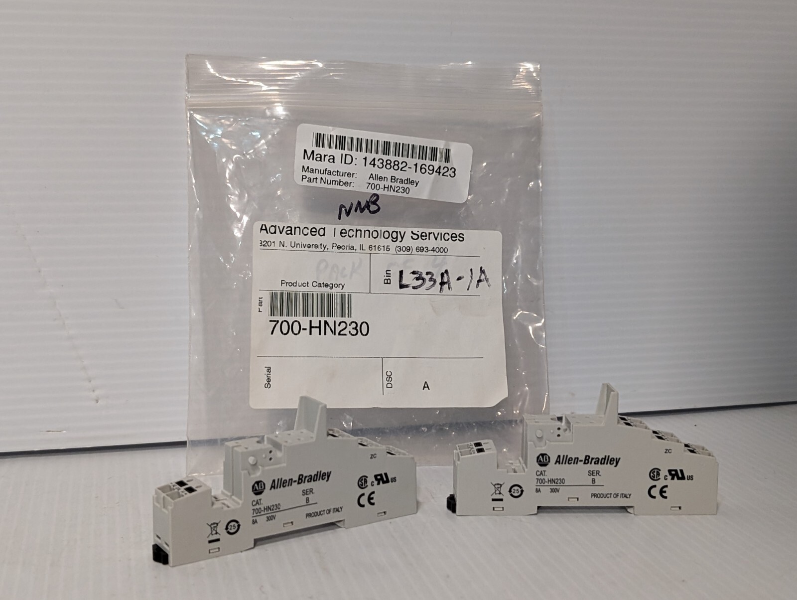 Lot of 2 Allen-Bradley 700-HN230 Spring Clamp Terminal Socket, 8A, 300V