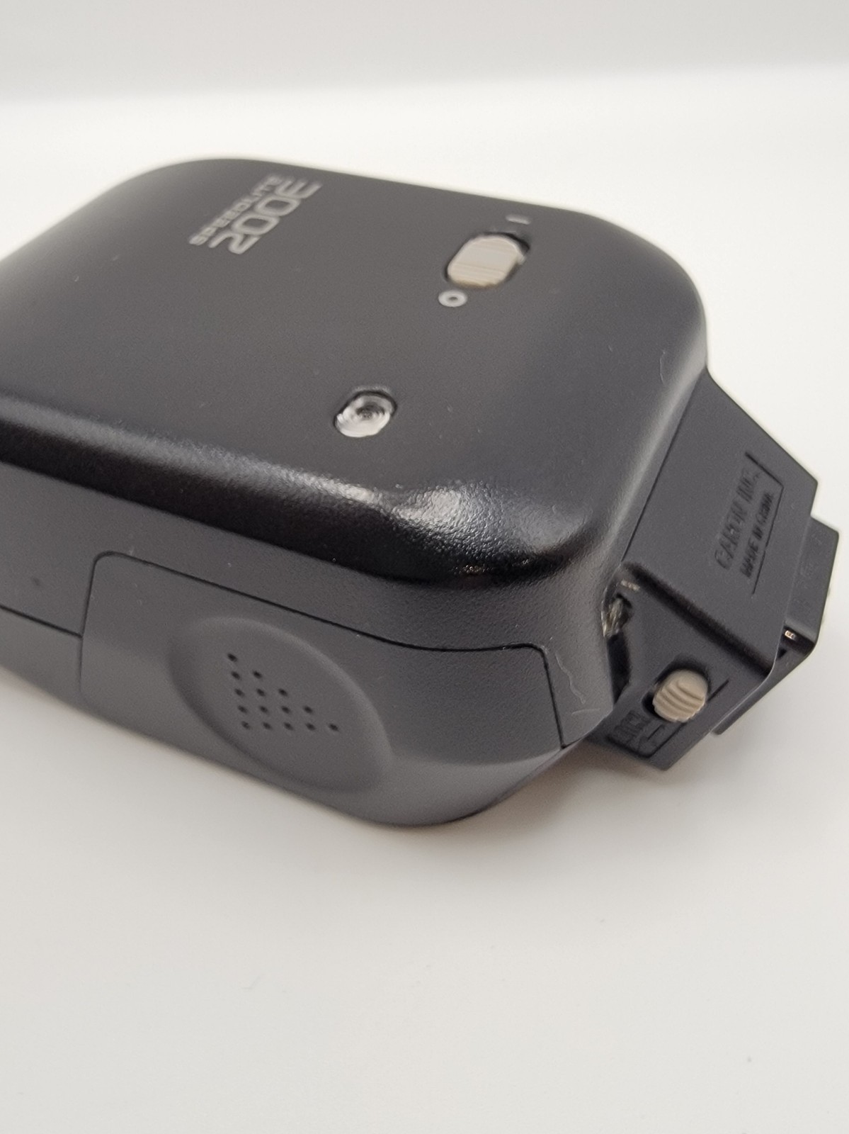 CANON Speedlight 200E Flash TESTED WORKS with Case CLEAN Battery Compartment