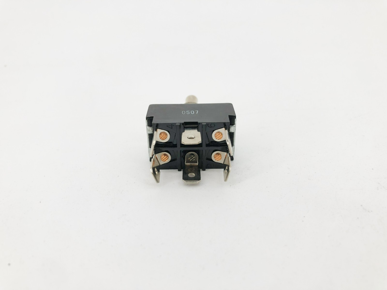 New Hubbell HBL223SPMM On / Off Toggle Switch 20A 125VAC