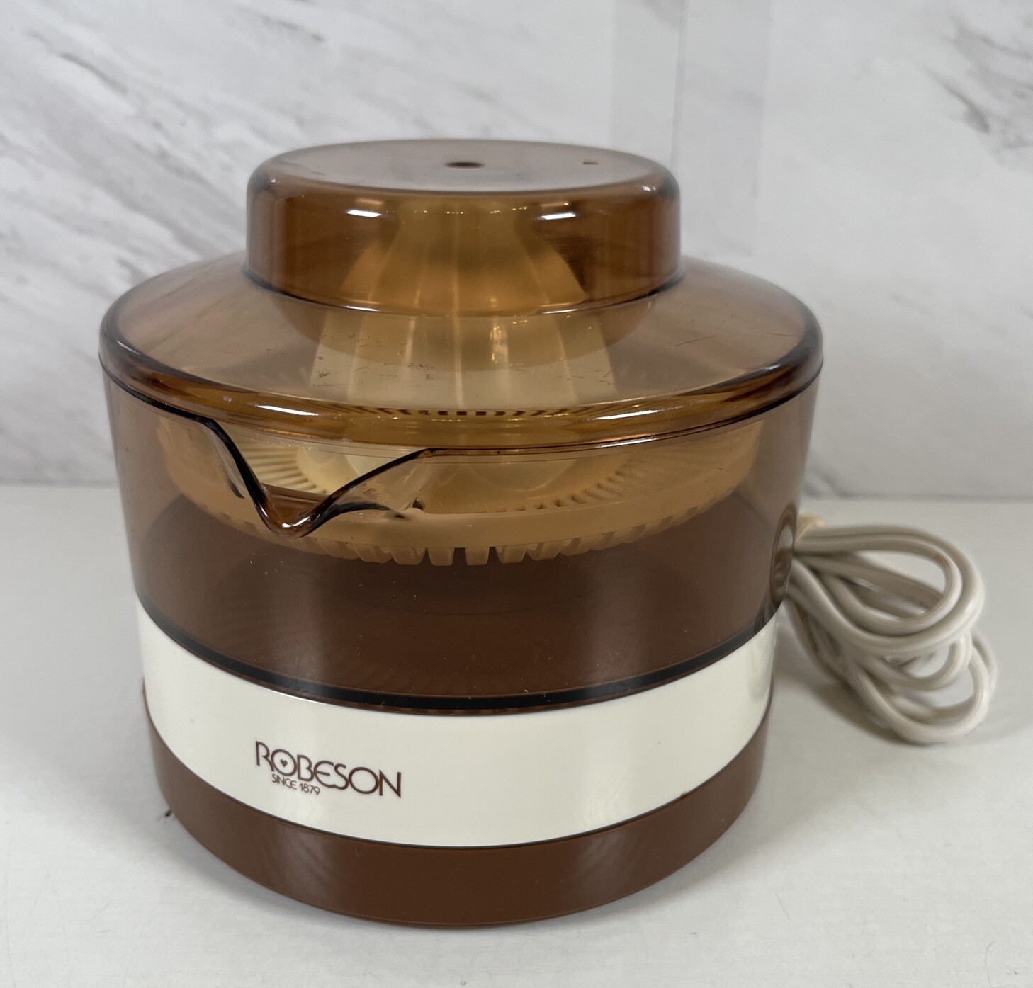Robeson Electric Juicer Model 1003 Vintage.  Clean Tested