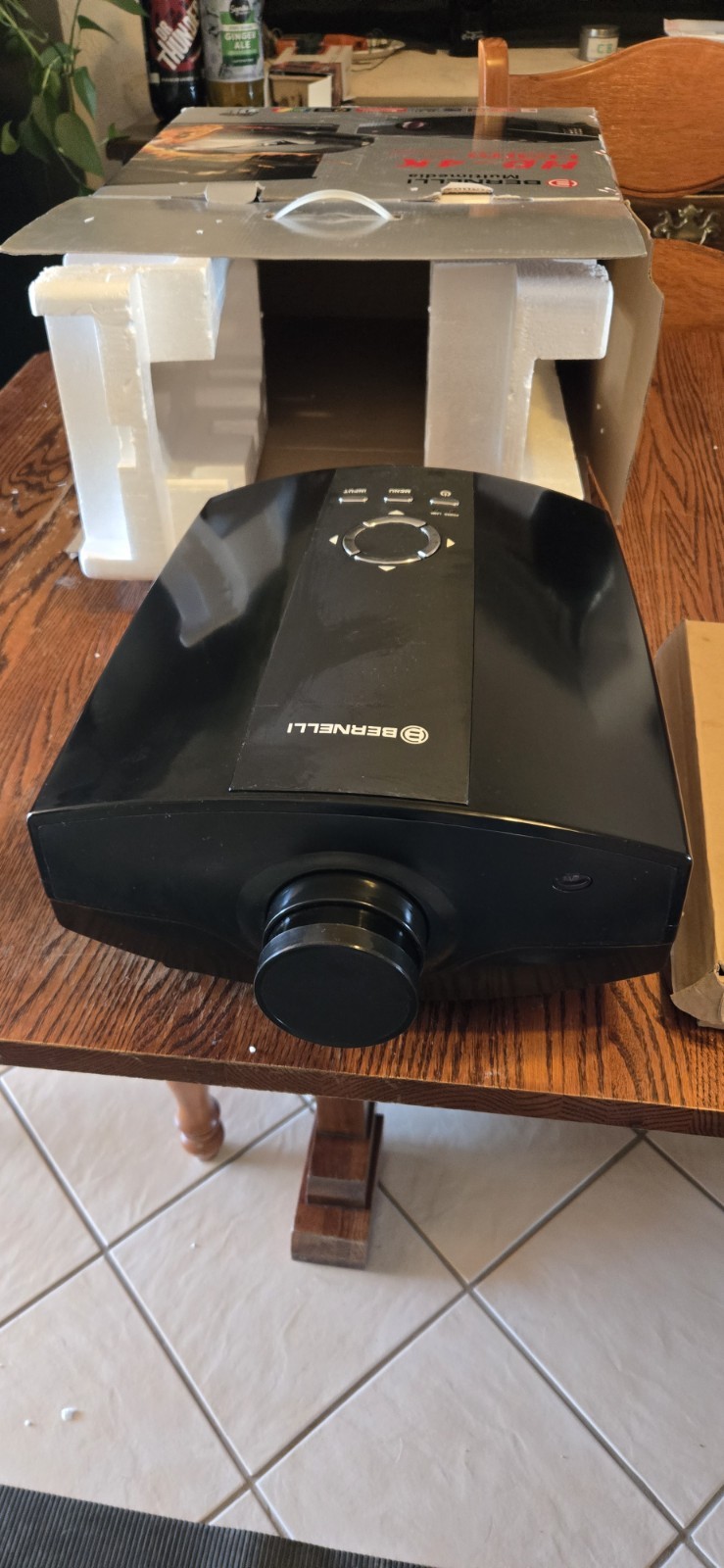 Bernelli Multimedia LCD Projector Model HD- 4K Works But READ!