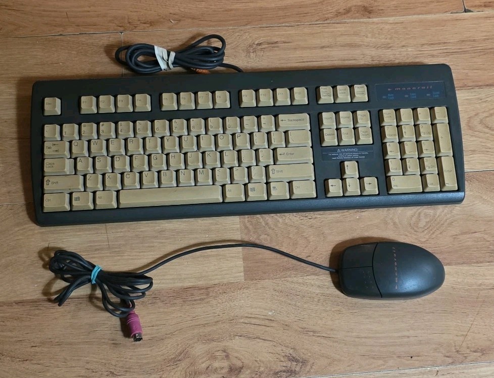 Vintage Monorail Computer Keyboard & Mouse 1996