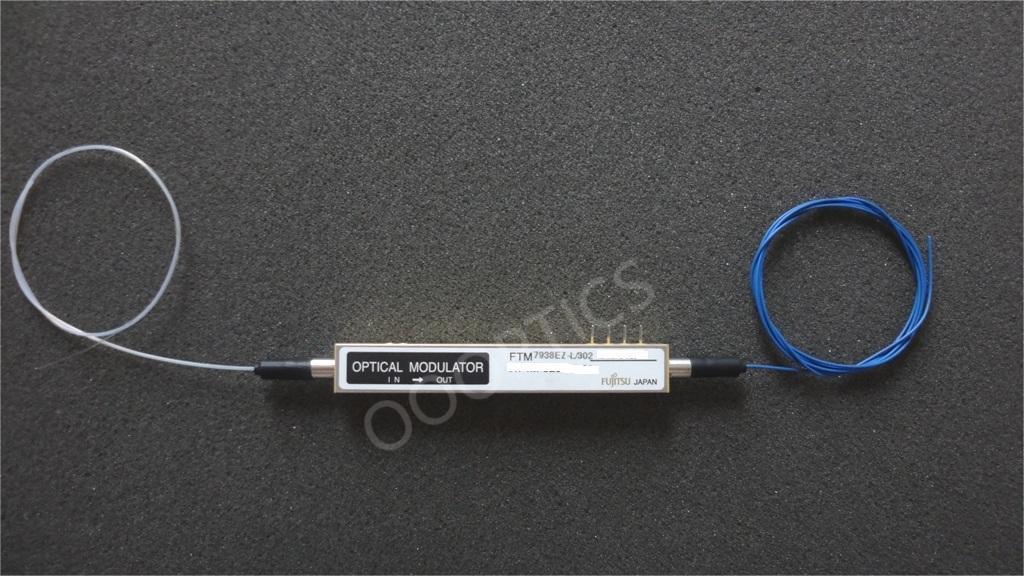 Fujitsu FTM7938EZ 40Gbs DPSK LN Single Drive MZ Modulator 1530-1610nm RF 50ohm