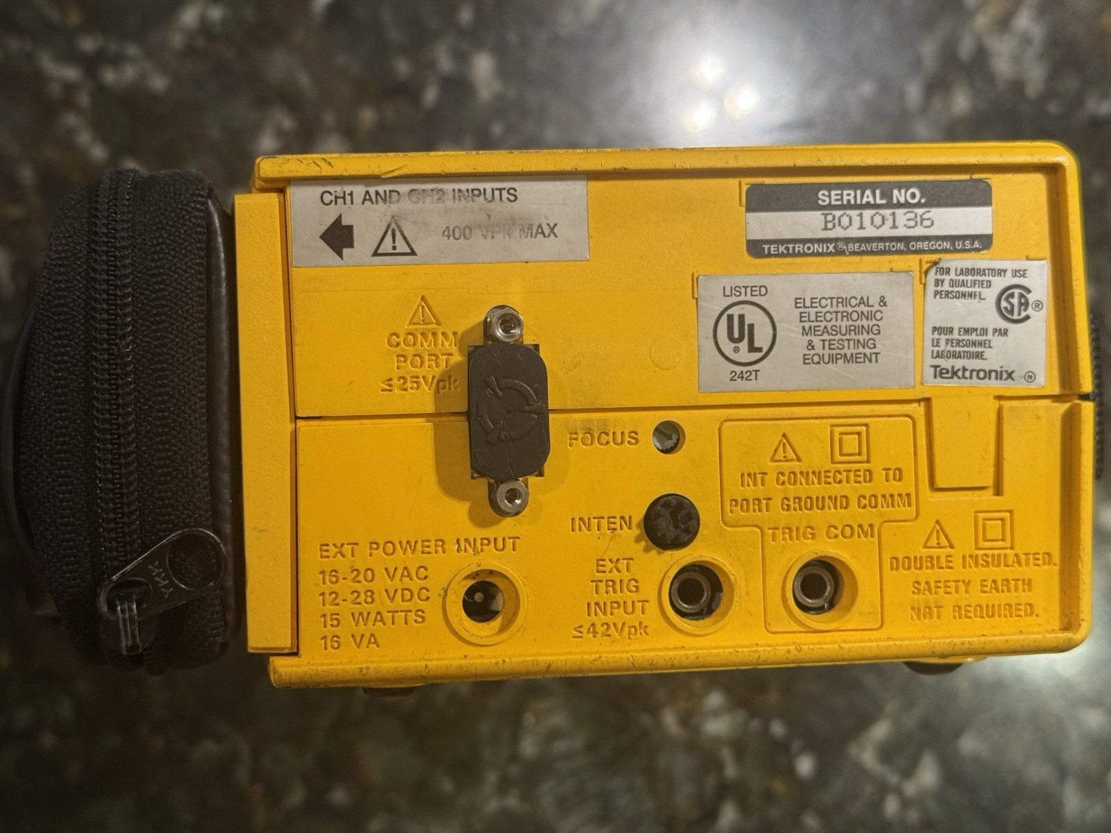 Tektronix 222 SDU portable 10MHZ - Yellow