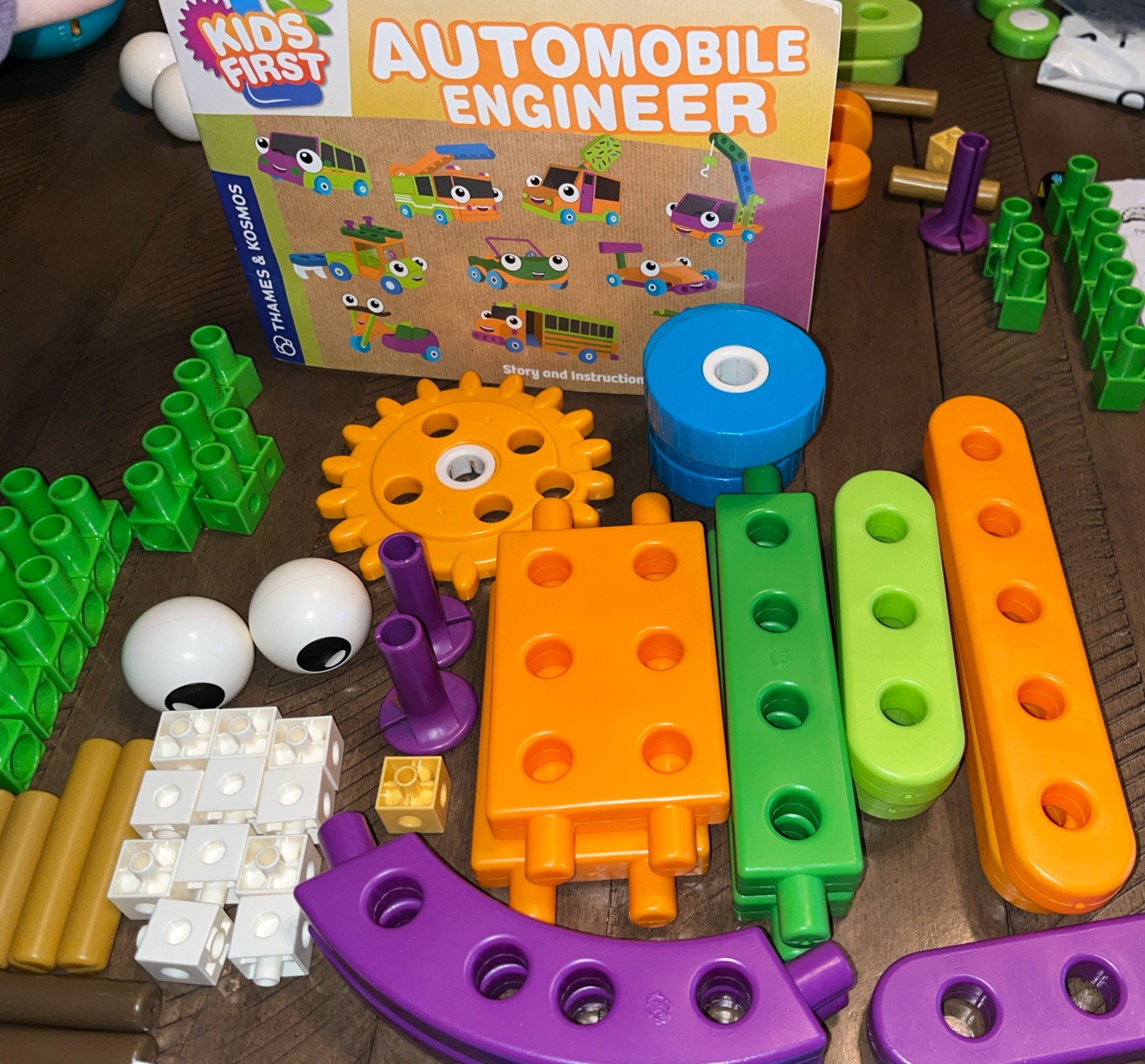 100+ Piece Thames & Kosmos Kids First Automobile Engineer Kit w Storybook ** B6