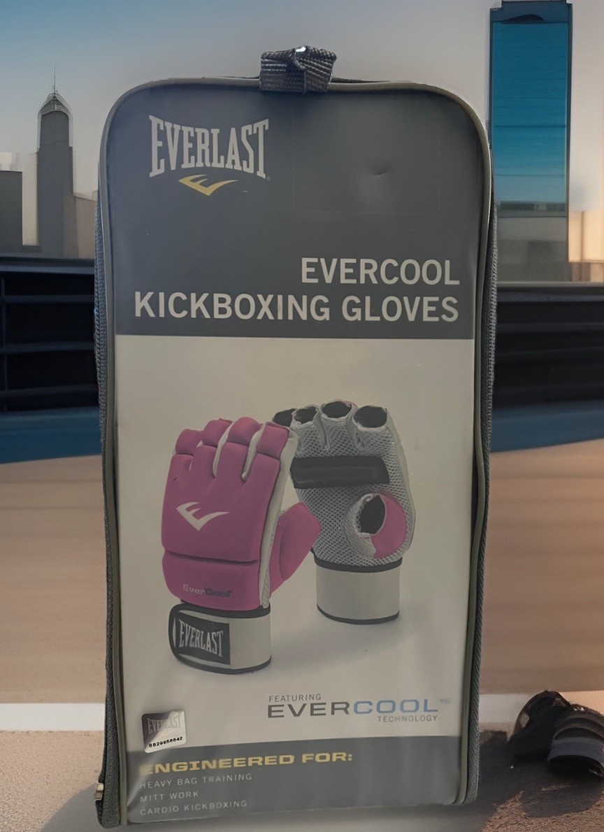 Everlast Womens Evercool Kickboxing Gloves MMA Full Wristwrap Gloves Pink