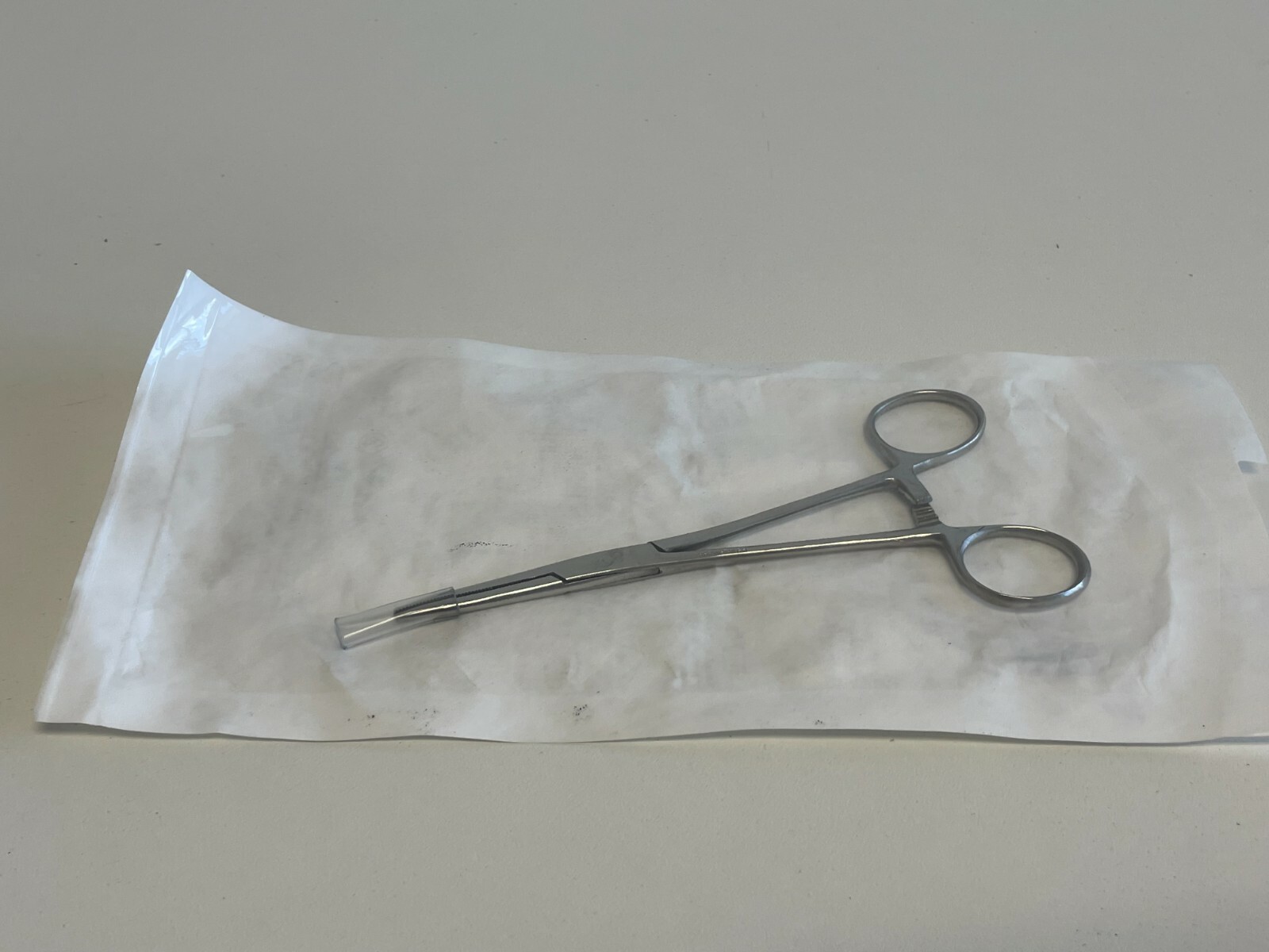 D10: MEDLINE DYNJ04048 Kelly Forceps STD