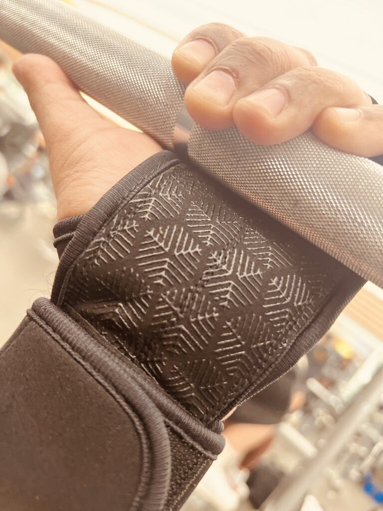 Ventilated Weightlifting Exercise Workout Cross Training Gym Gloves