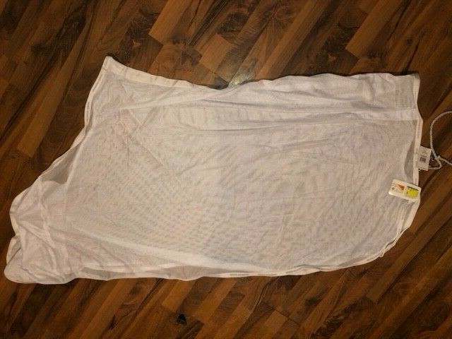 NEW 66'' WHITE MOXIE EQUESTRIAN POLYESTER SCRIM HORSE SHOW SHEET MAGNETIC FRONT