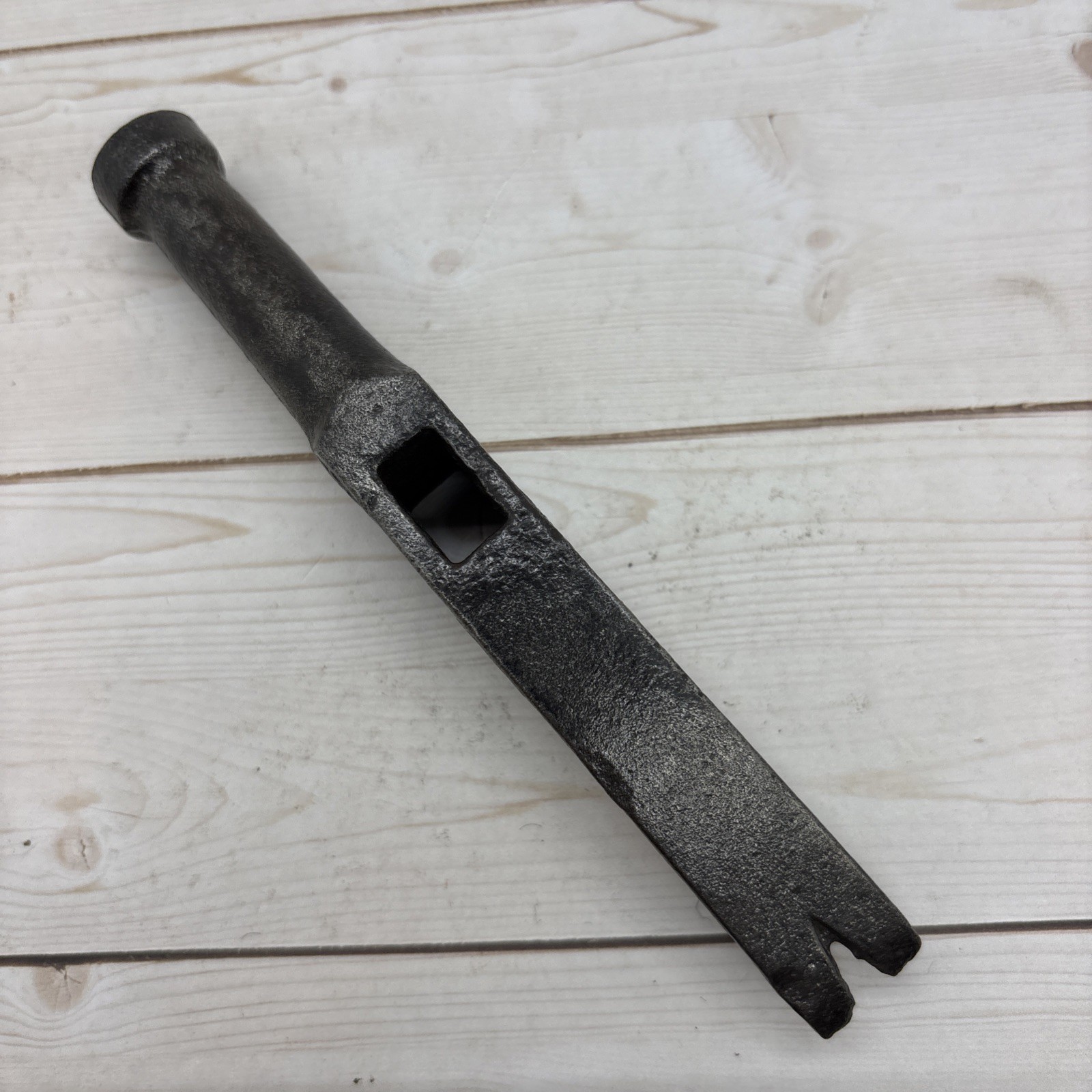 Vintage Upholstery Hammer Head 4 oz. W/ Tack Puller Hammer No Handle