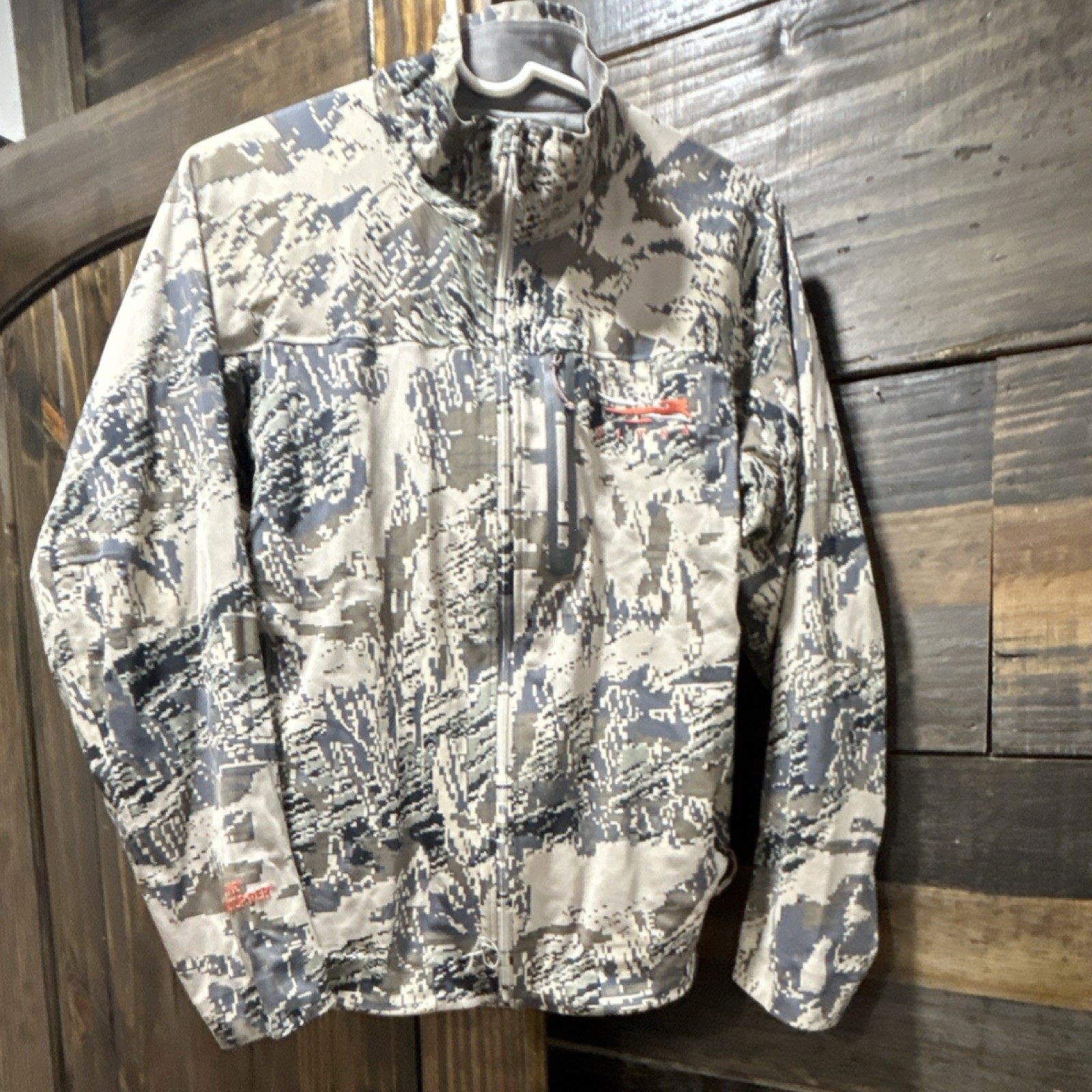 Sitka Gear Camouflage Outdoor Hunting Jacket Beige Gray Blue Patterned