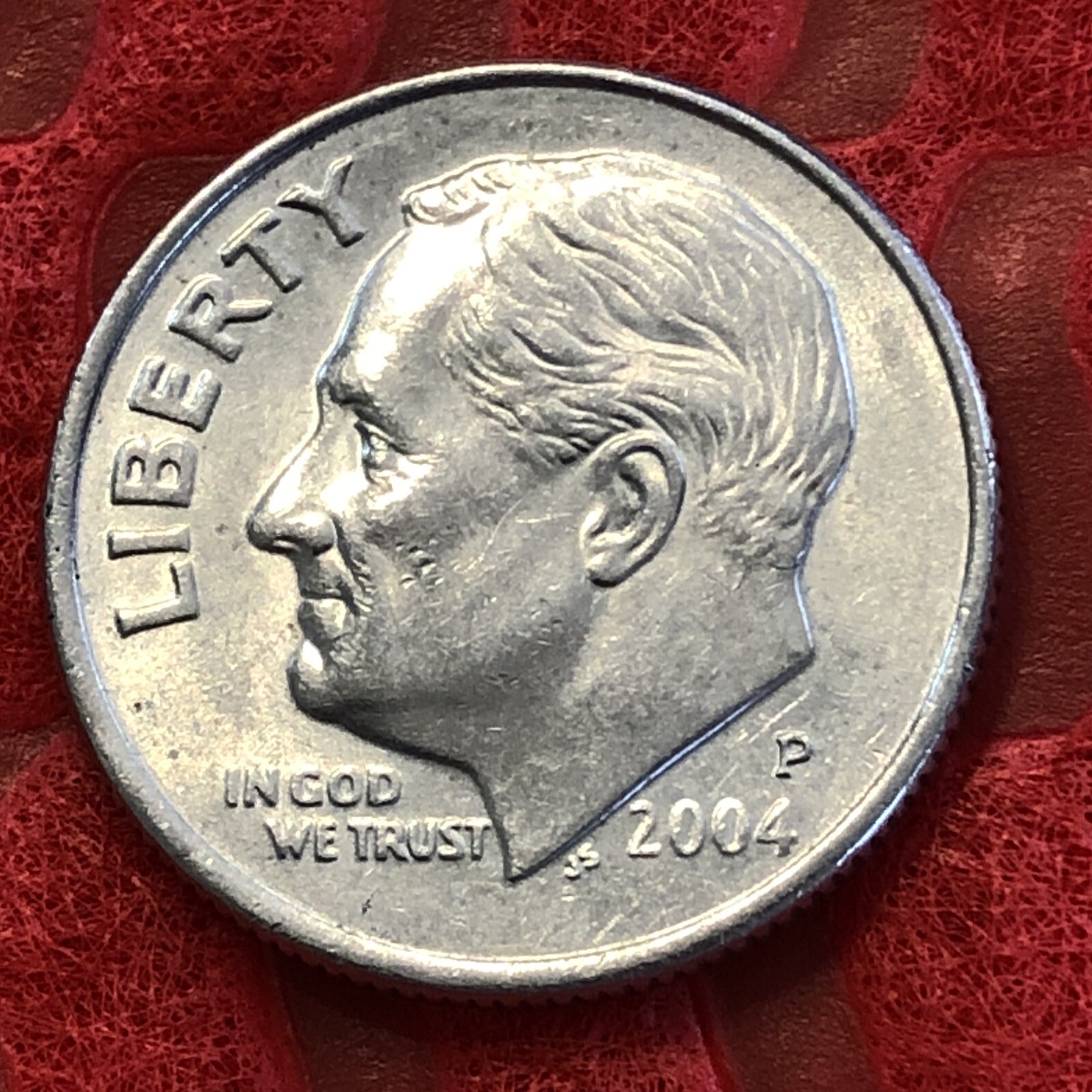 2004 (P)  US Roosevelt Dime "FREE SHIPPING"