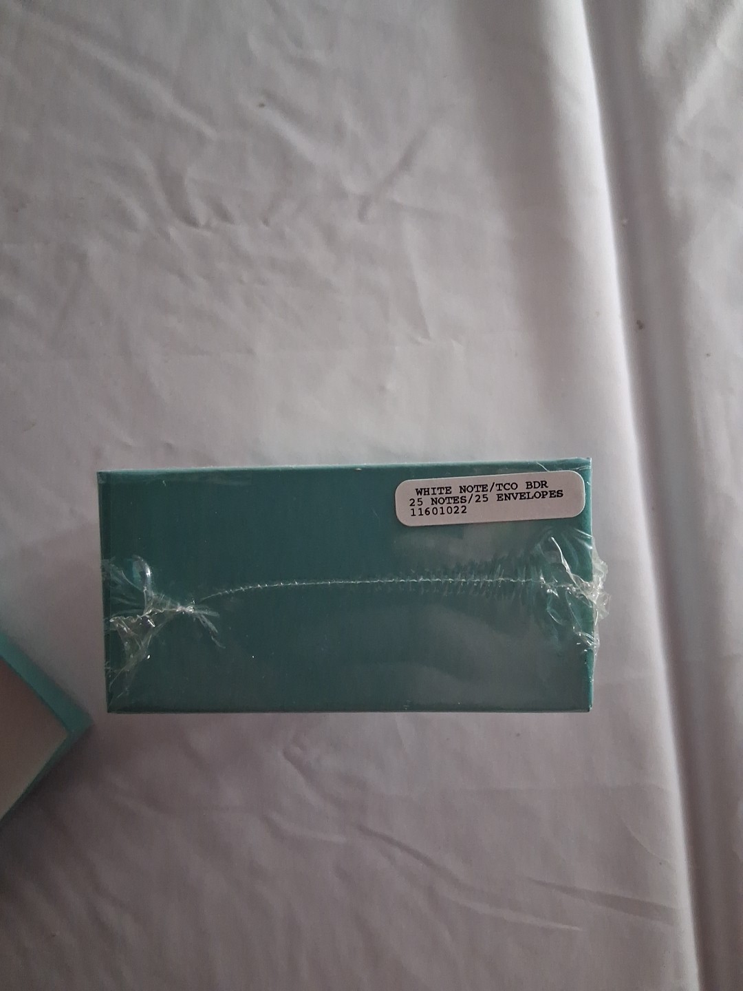 Tiffany & Co. White Note / Could Bdr 25 Notes / 25 Envelopes
