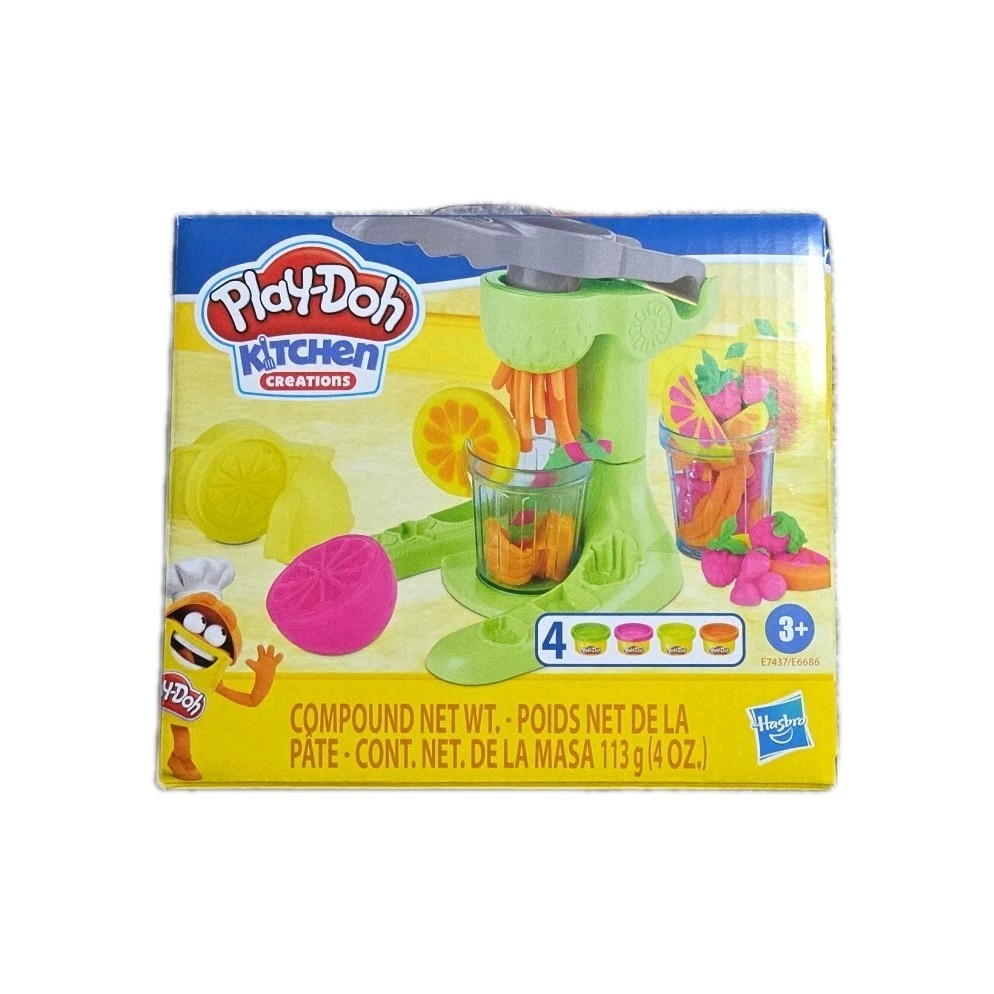 Play Doh Juice Squeezer Kitchen Set with Fun Fruit Molds for Kids 3 and Up