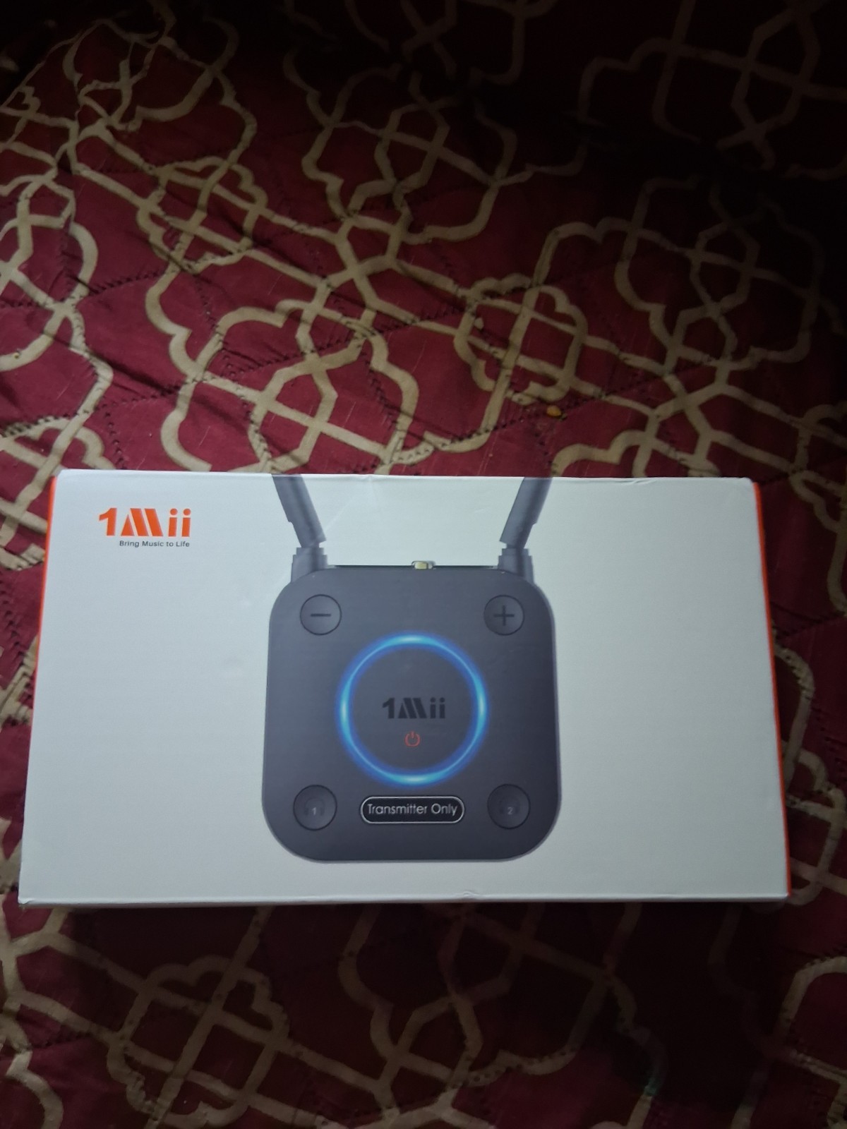 1Mii B06TX Bluetooth 5.2 Transmitter for TV to Wireless Headphone/Speaker, Bluet